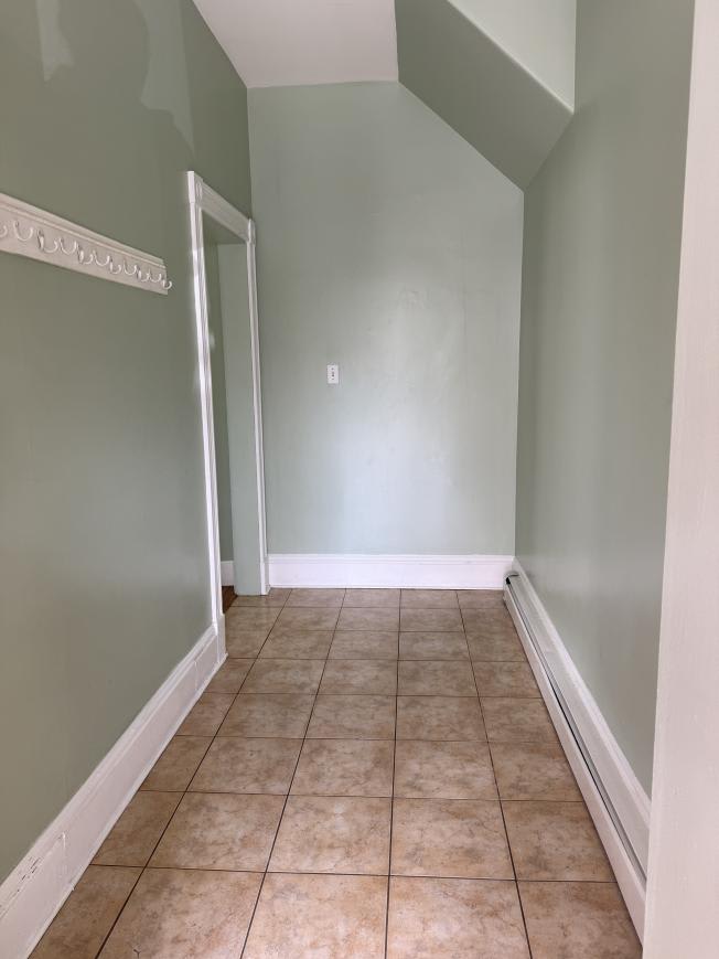 6 West Eagle St. – photo 4