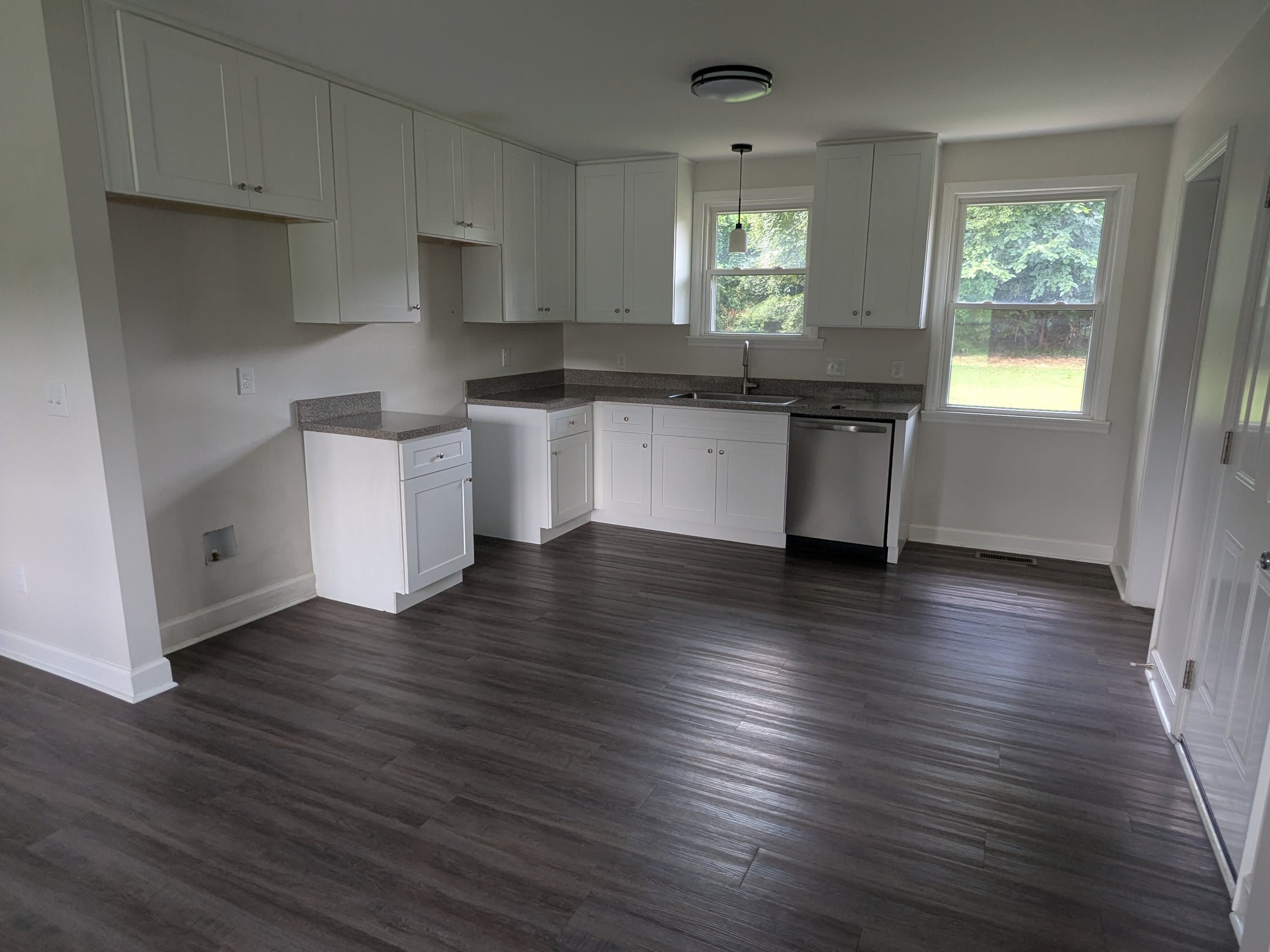 940 Colfax Drive – photo 3