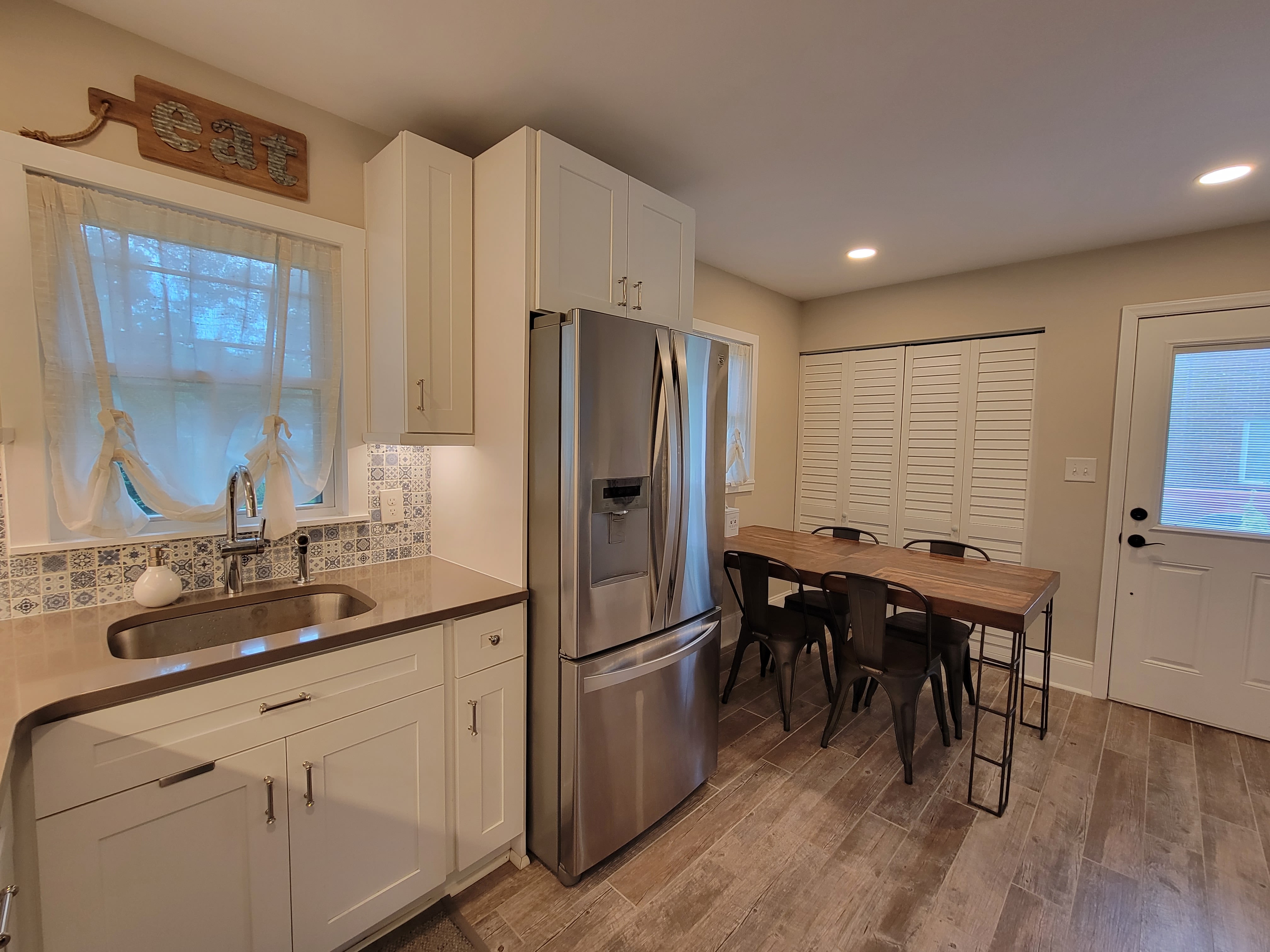 1338 Dresden Drive West – photo 2