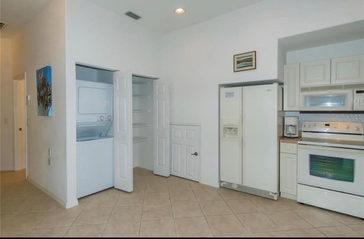 1604 TRIANO Circle – photo 4