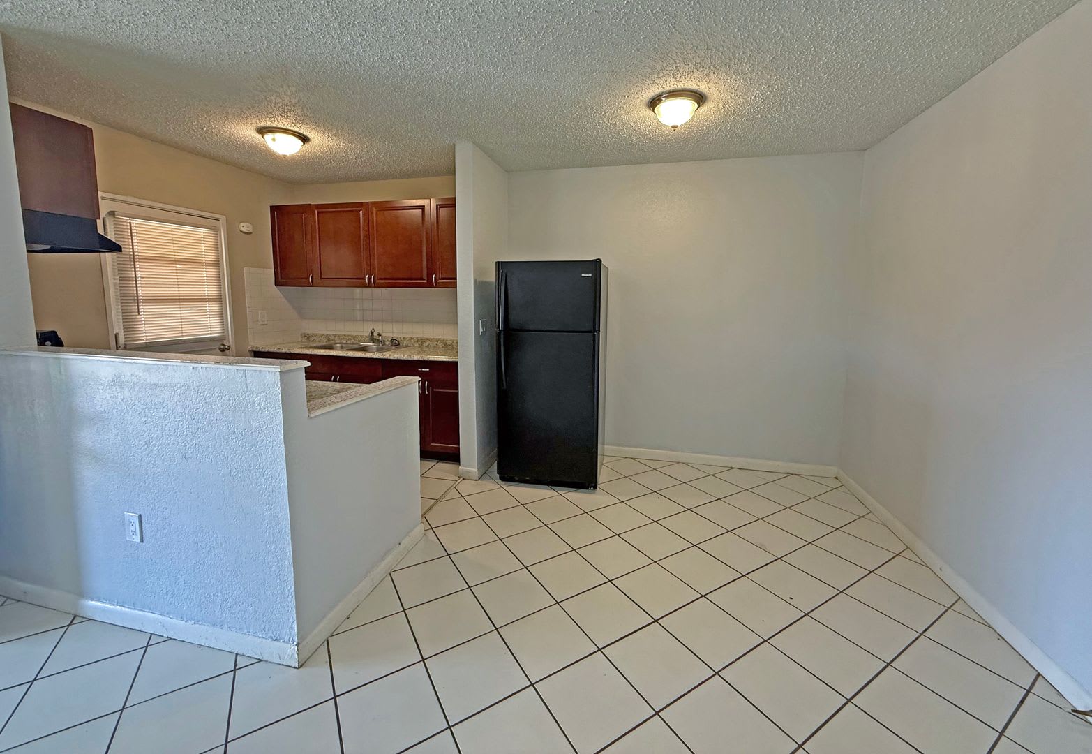 2 N Fernwood Ave #14 – photo 3
