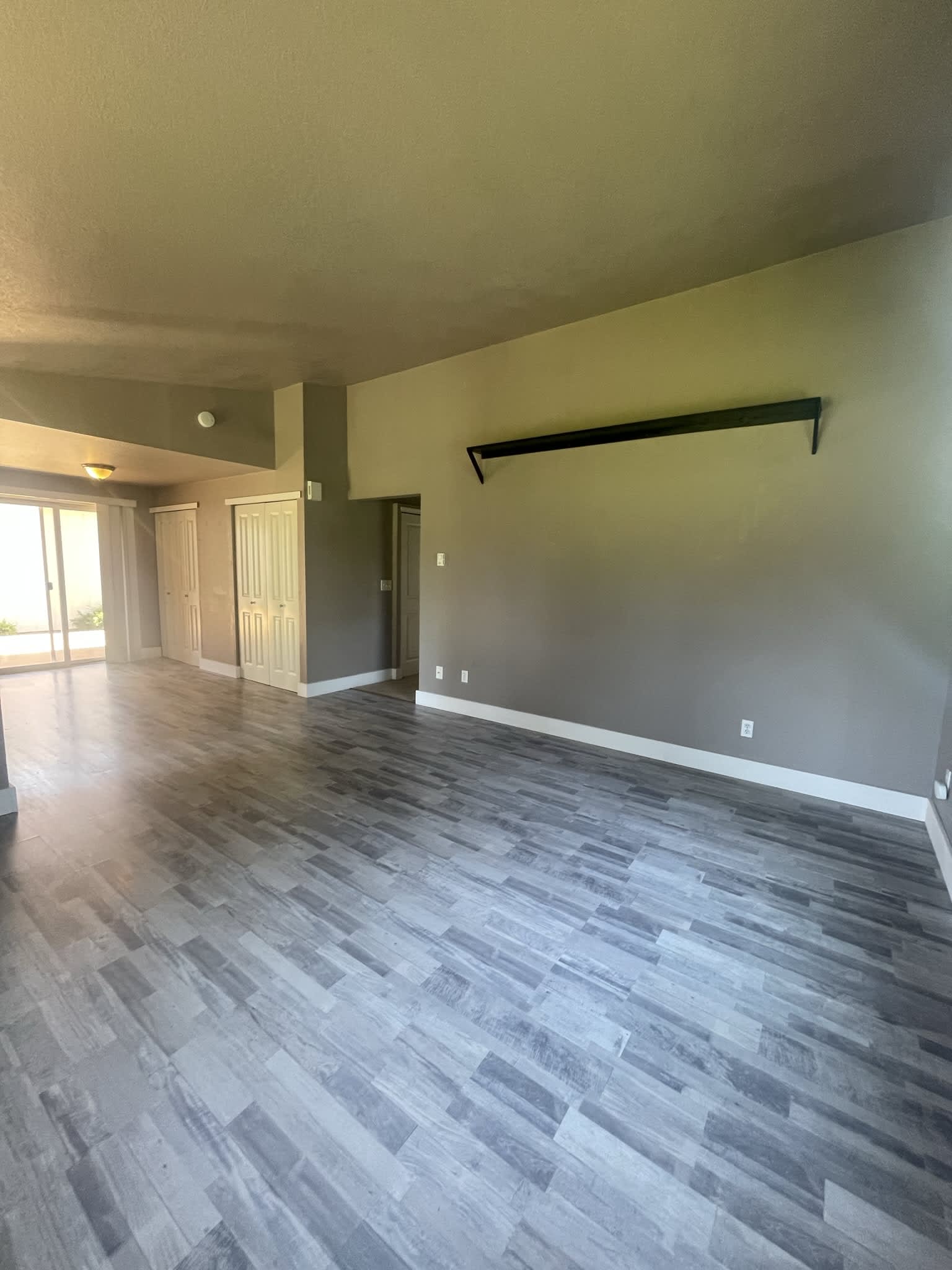 649 Bavarian Ln SE – photo 4