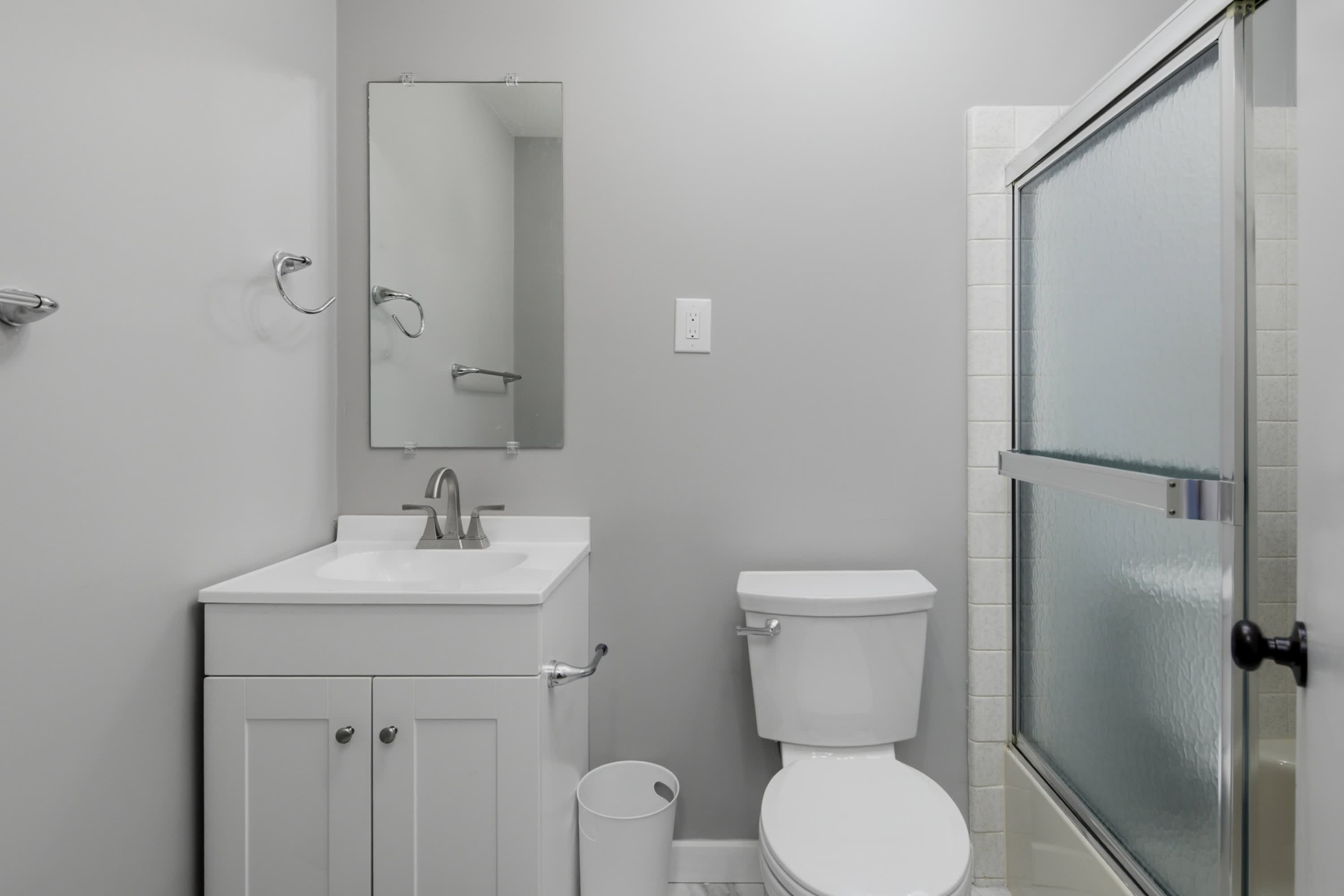 1829 Martindale Drive 3 Large Room W Shared Bath – photo 5
