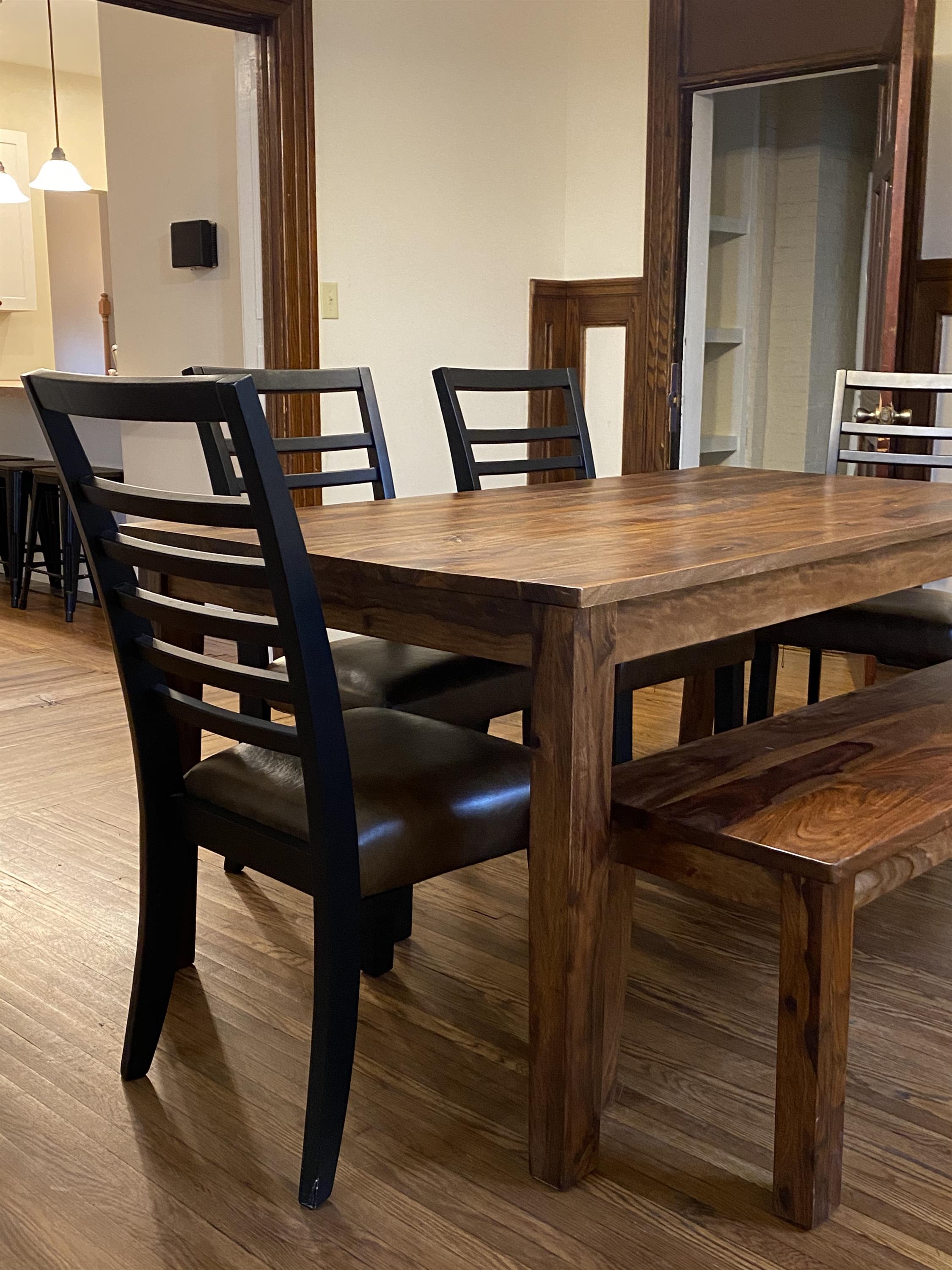 738 West Third Street – photo 5
