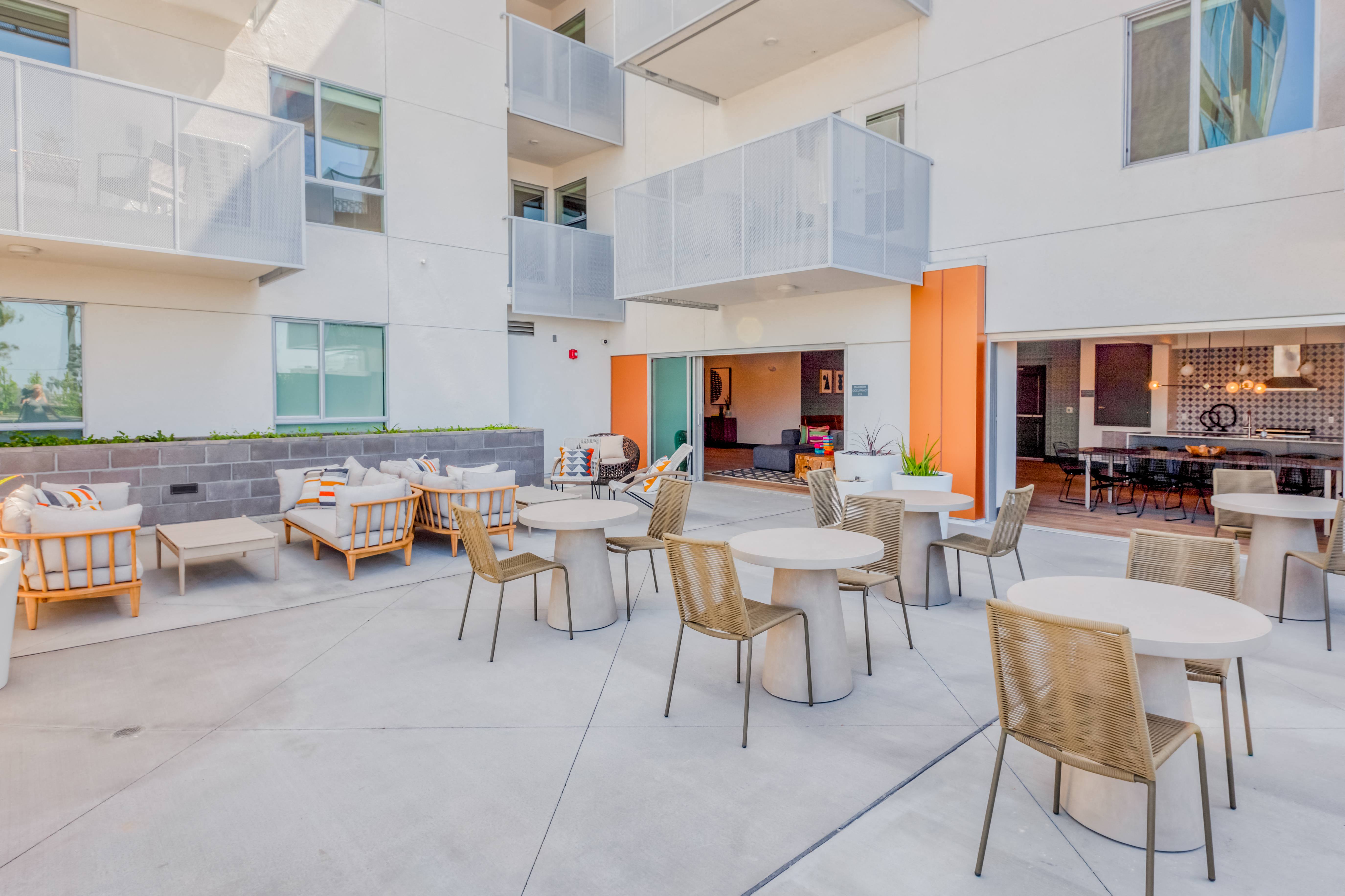 Ollie North Park Lofts – photo 5