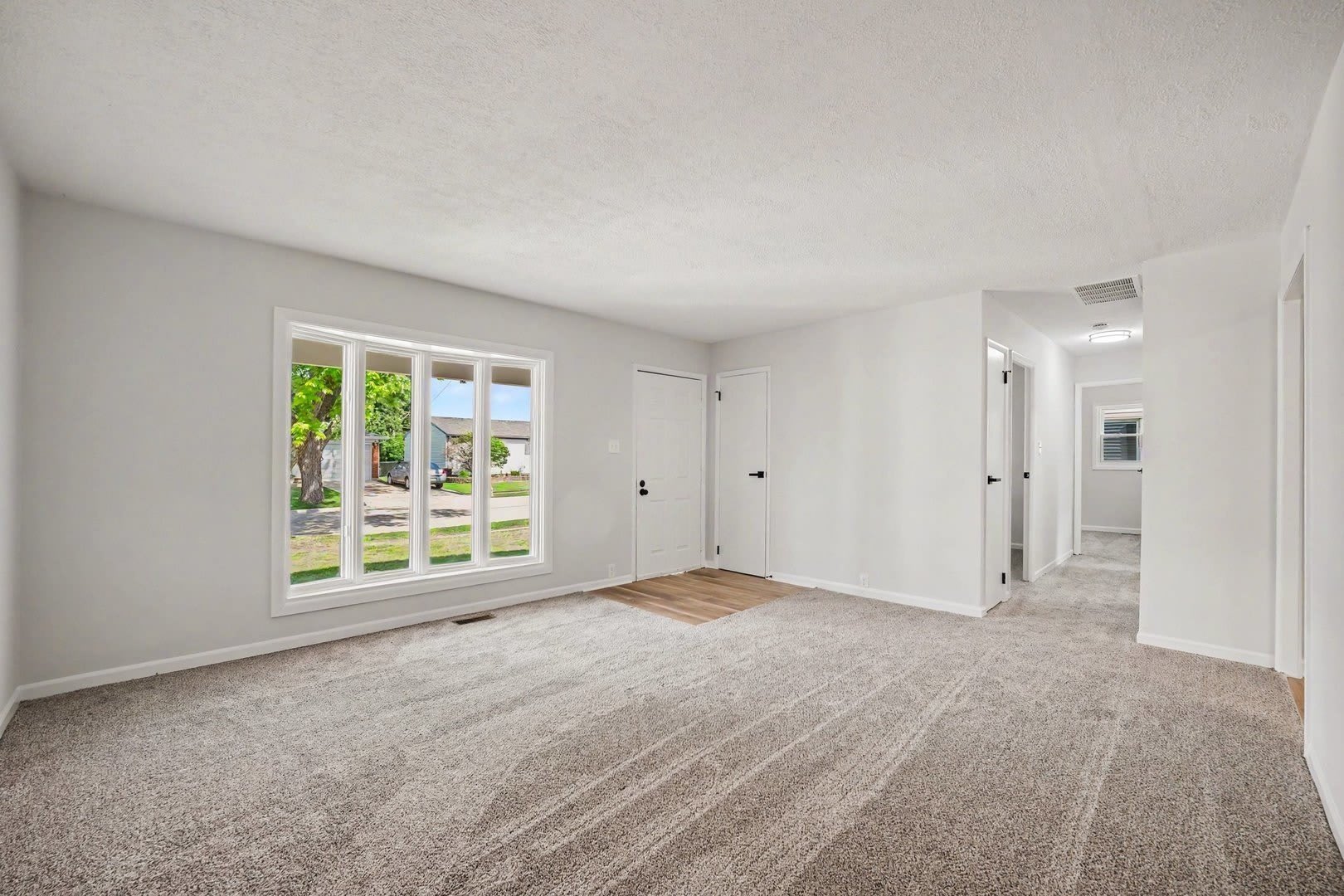 338 Hickory Avenue – photo 4