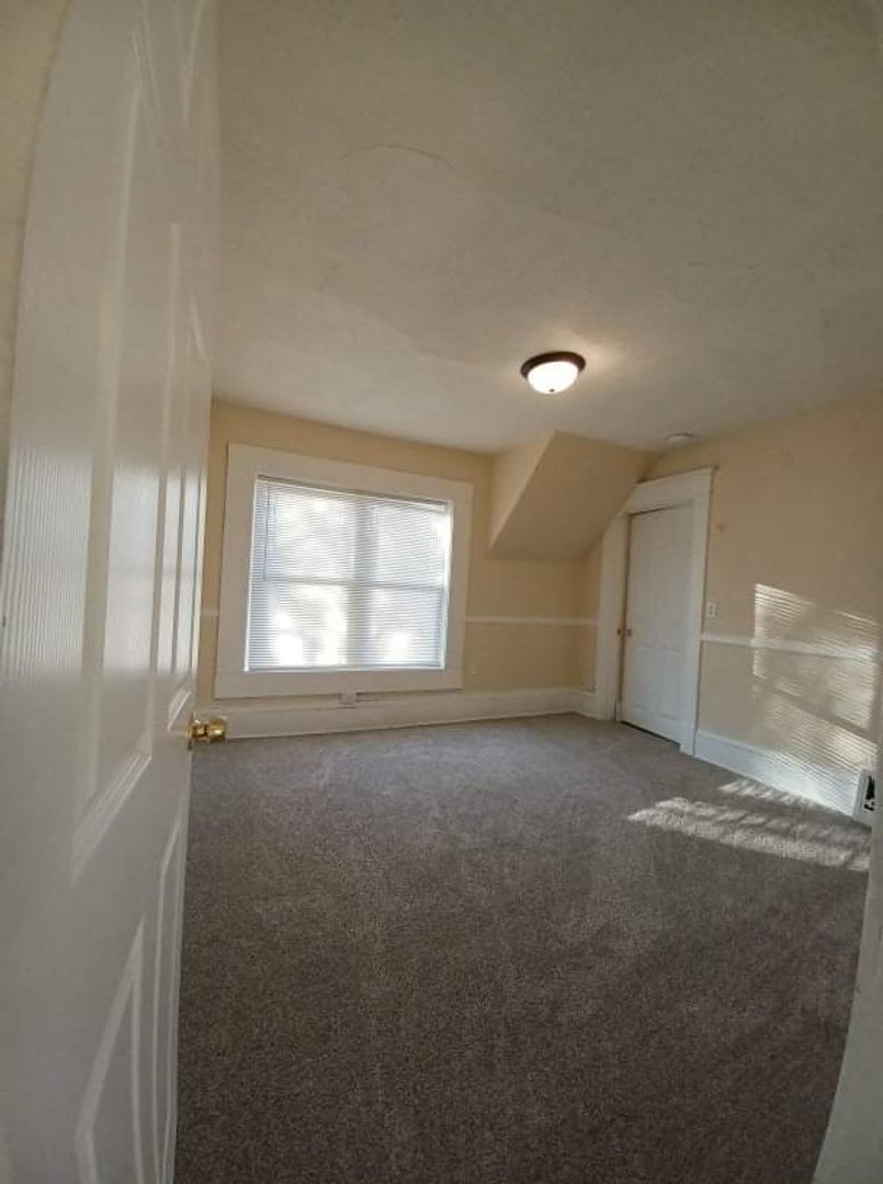 Spacious 5 Bed 2 Bath House – photo 5