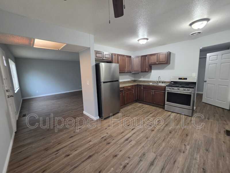 3414 Forest Grove Dr – photo 2