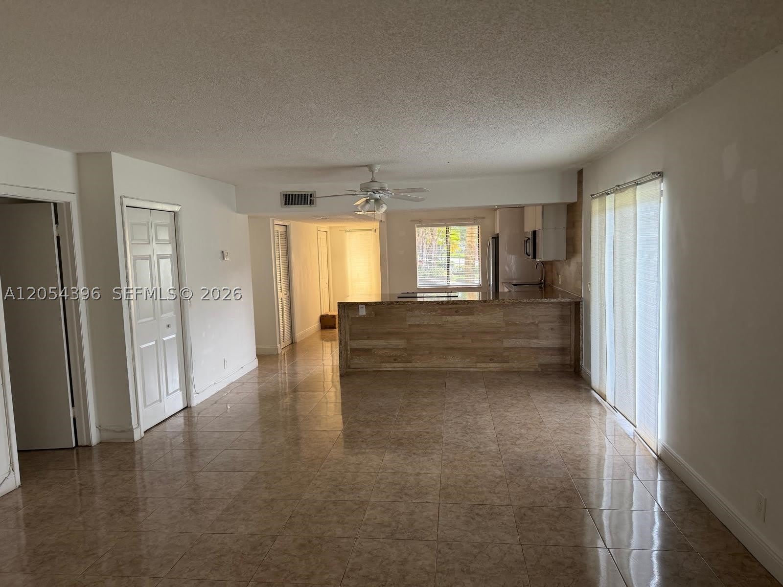 178 Lakeview Dr – photo 2