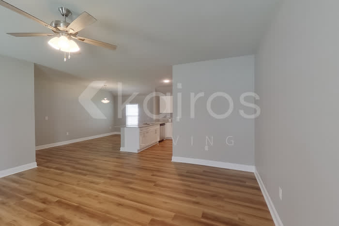 13772 Willowmore Dr – photo 3