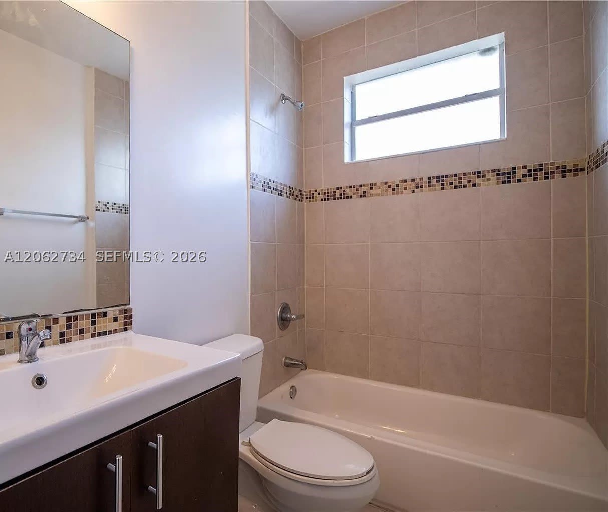 5416 NE 1st Ct – photo 3
