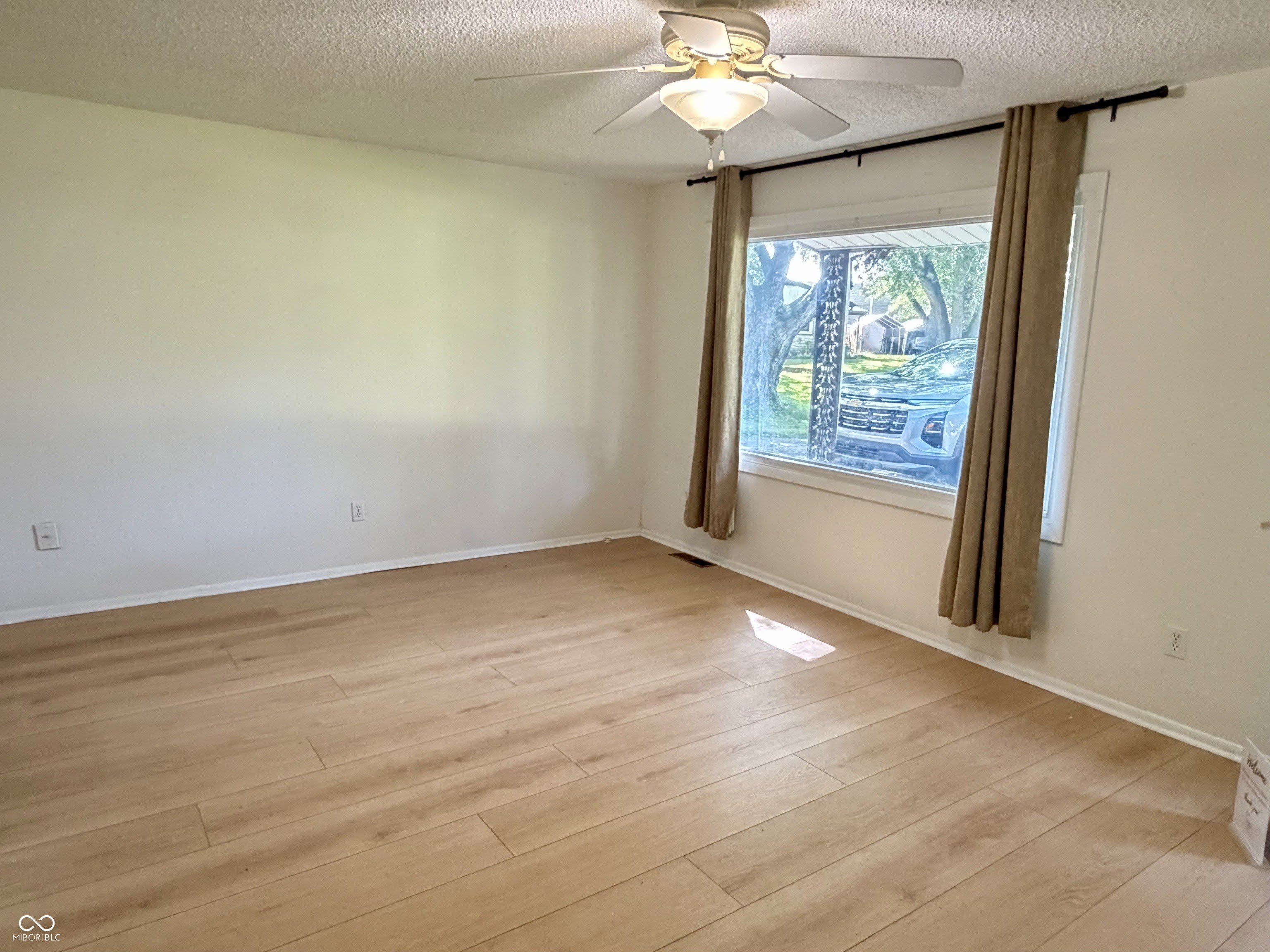 8856 Moll Drive – photo 5