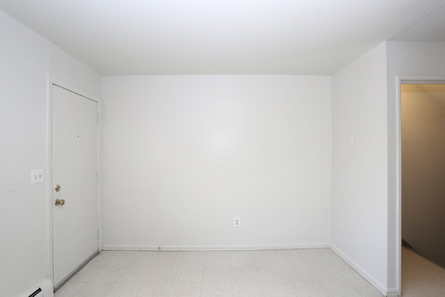 Summer Hill Apartments – photo 2