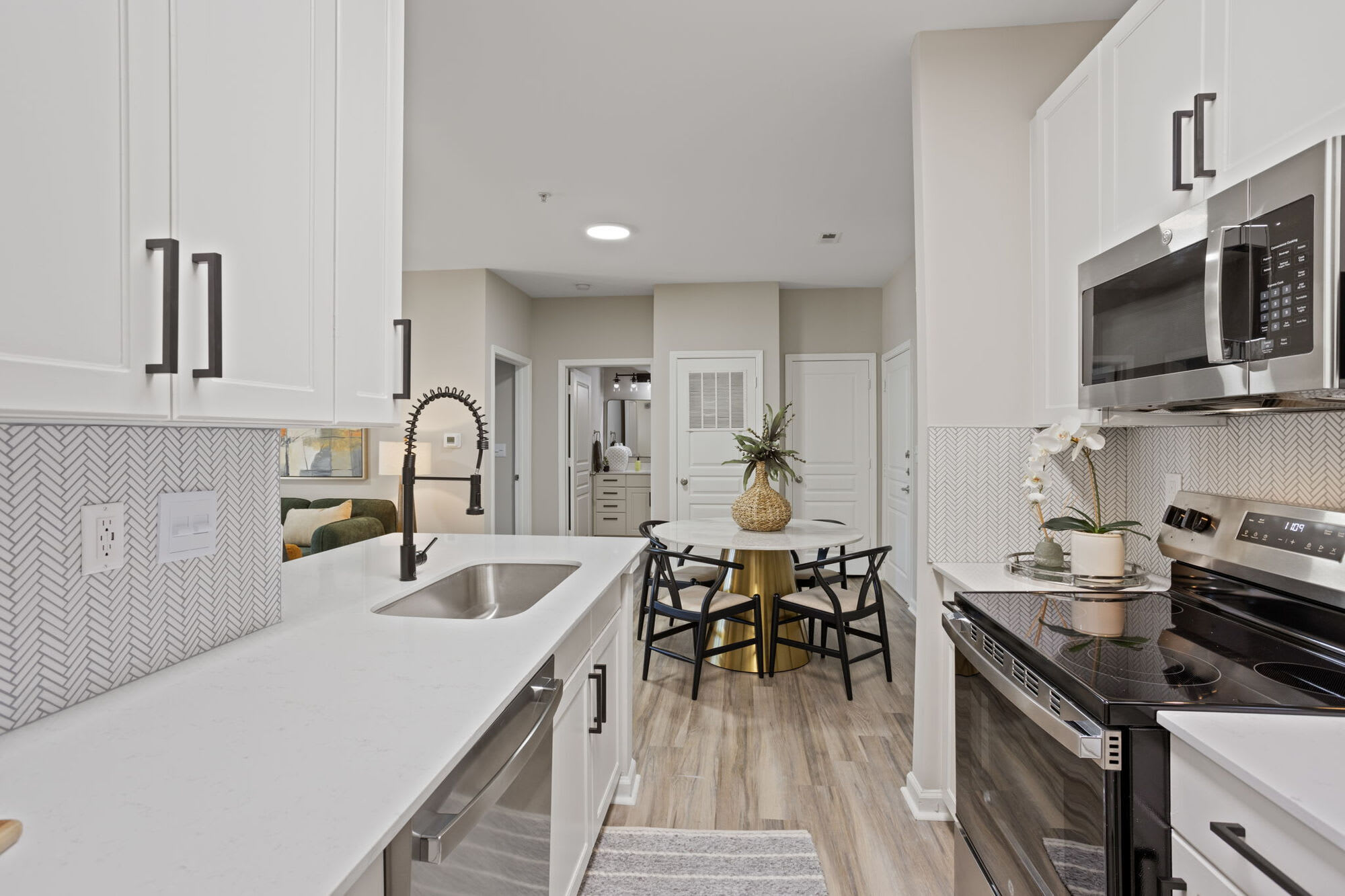 Flatiron West Trade – photo 2