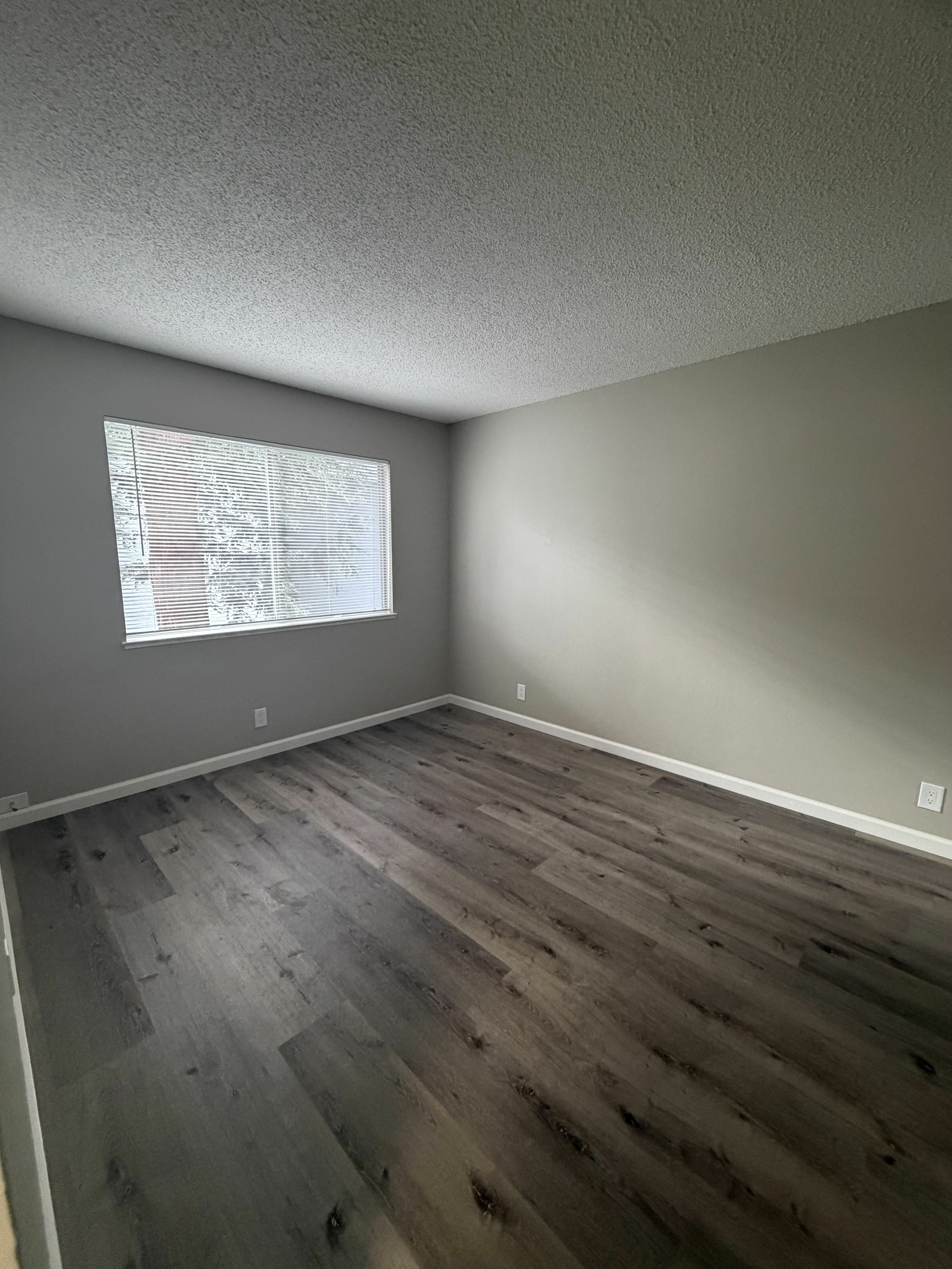 2024 Sierra Road – photo 4