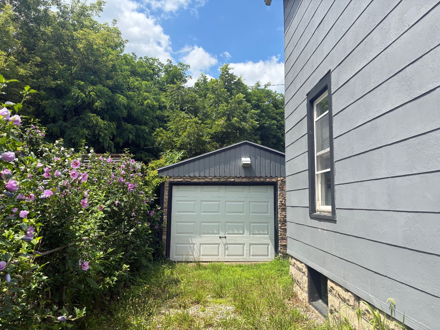 Charming 3-Bedroom Property in Prime Location – photo 3