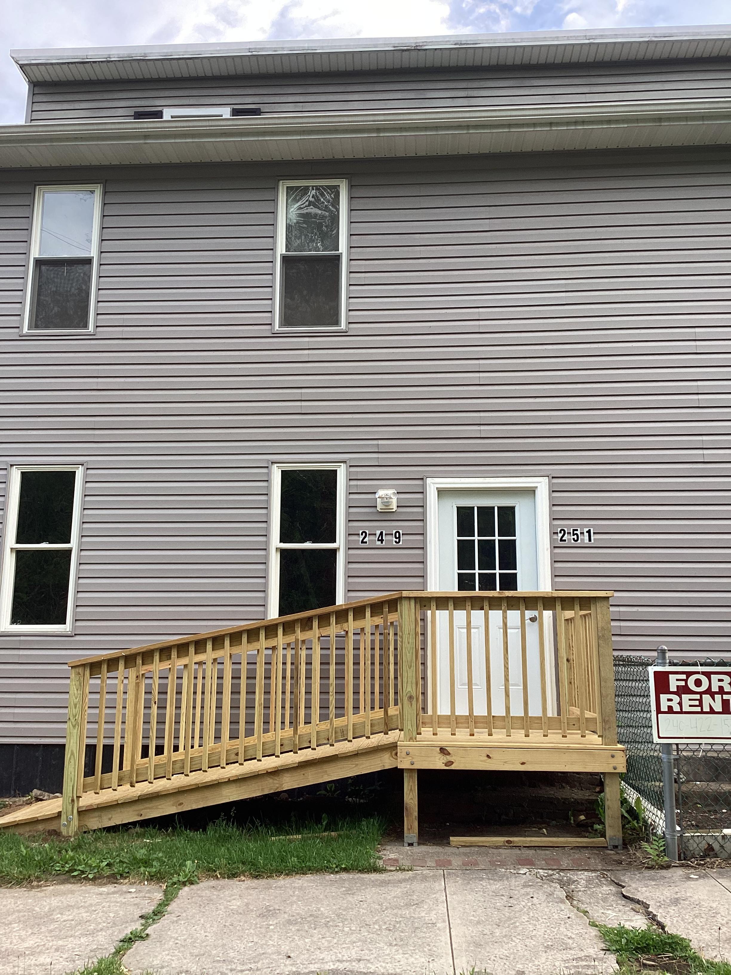 249 East Offut Street – photo 2