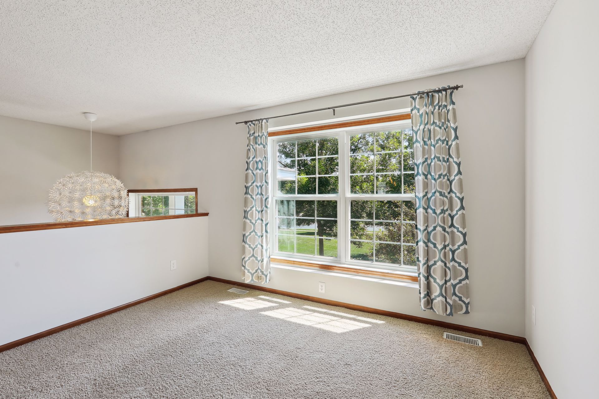 15024 Farnham Avenue North – photo 5