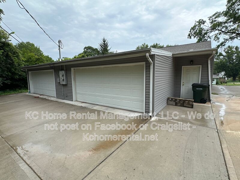 1127 Sherman Ave. – photo 5