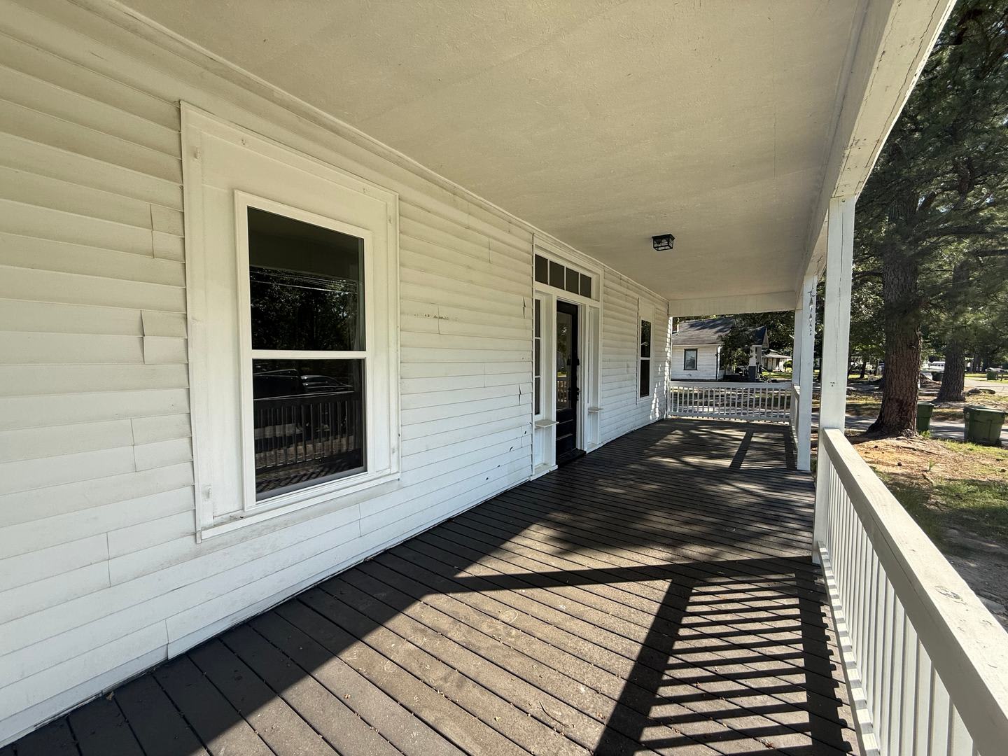 Charming Historic Cottage 1 Bed 1 Bath Enfield Nc – photo 3