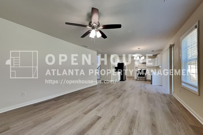 863 Langley View Court – photo 4