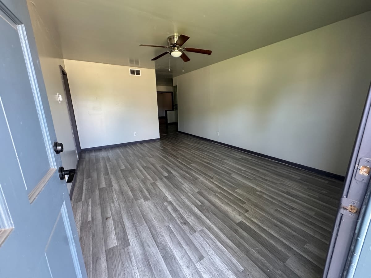 908 Northeast 31st Street – photo 3