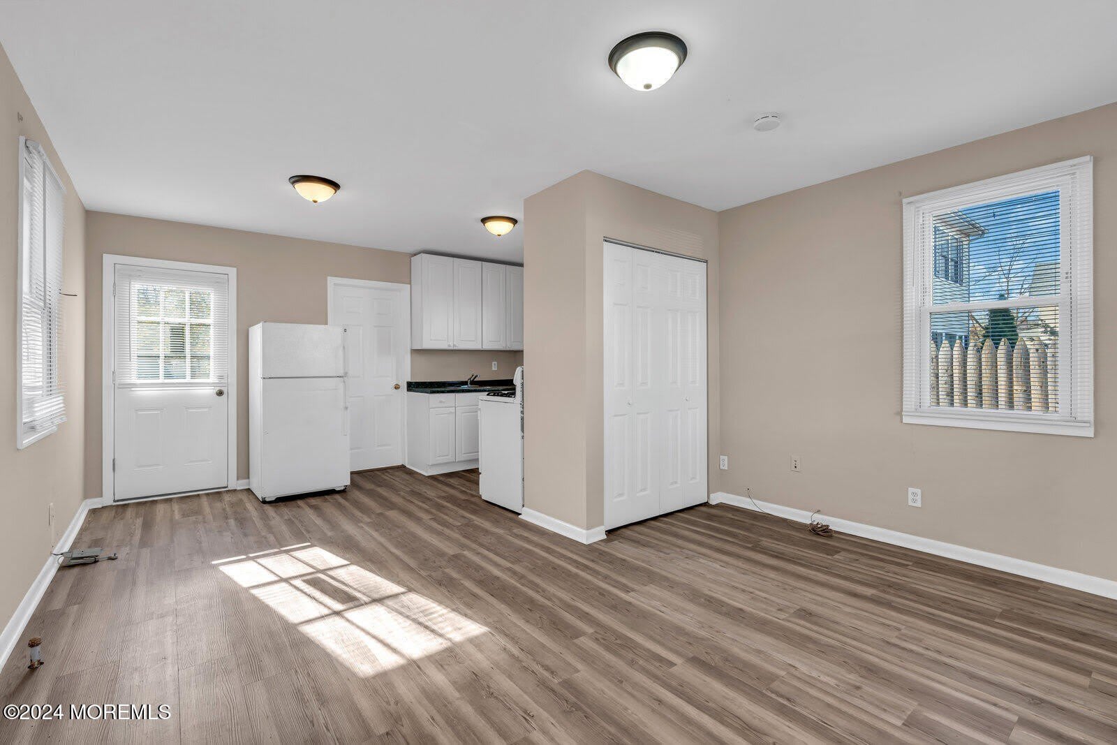 33 Drs James Parker Boulevard – photo 2