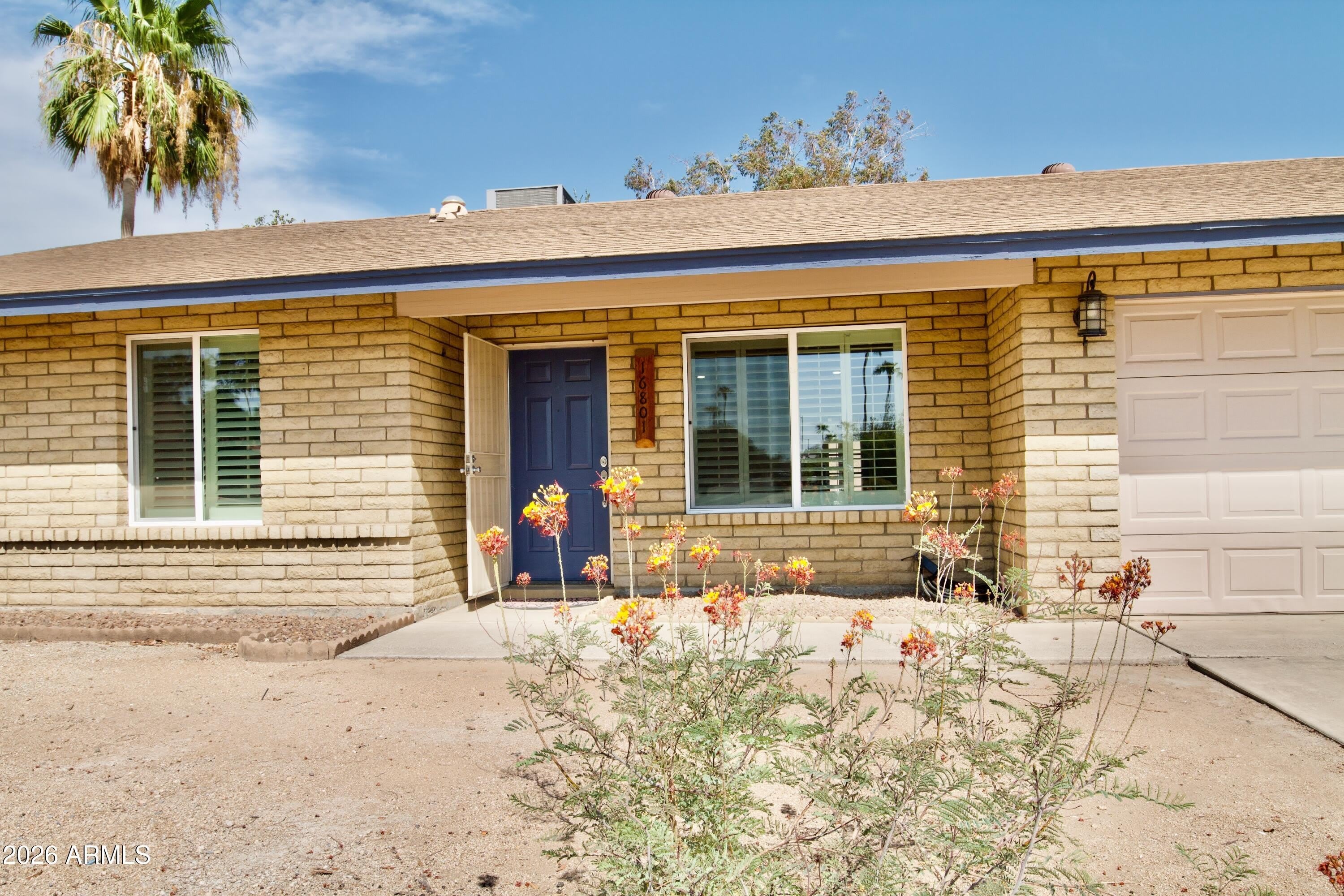 16801 N 45Th Place – photo 1
