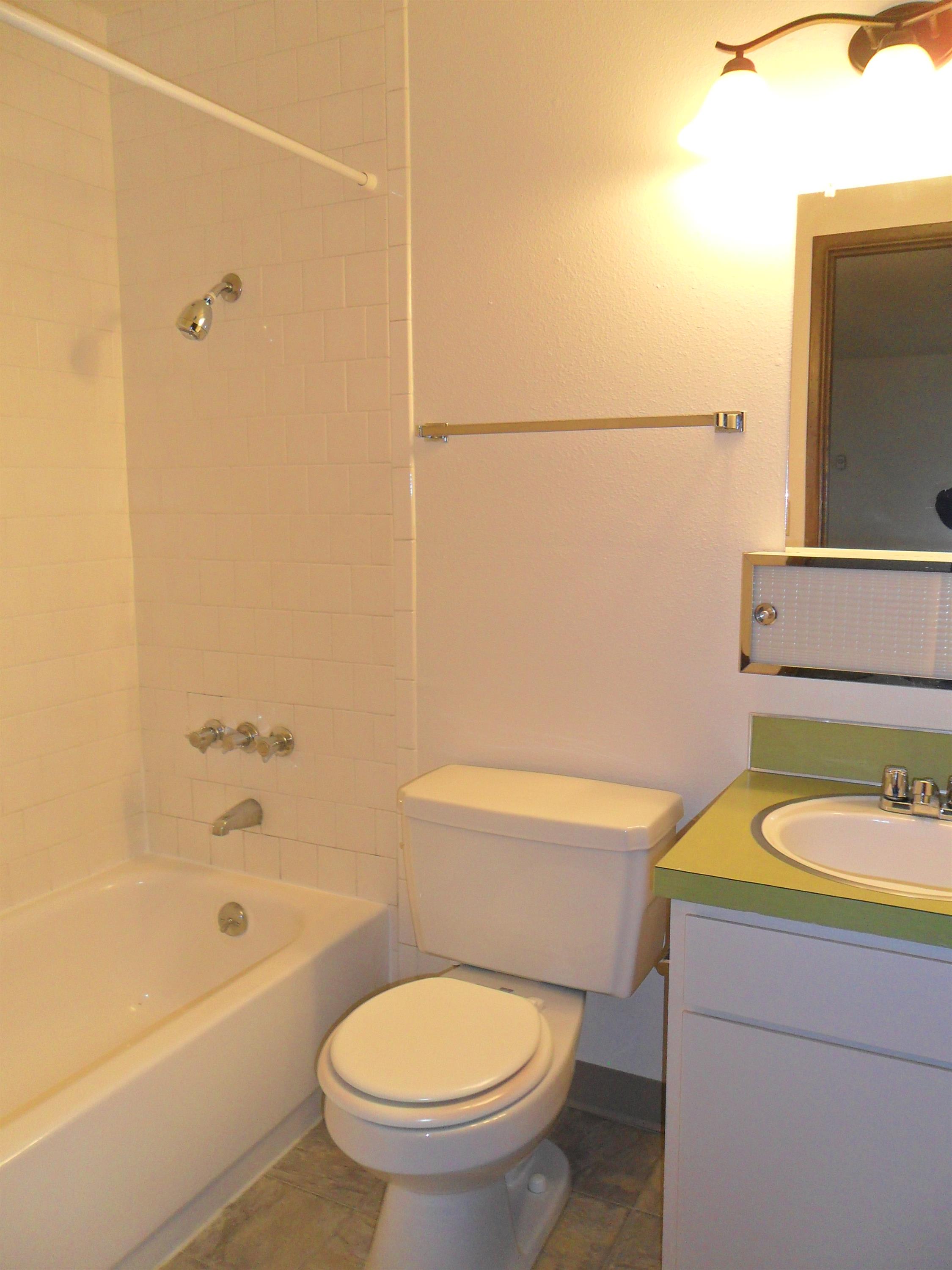 515-F Fairview Avenue SE – photo 4