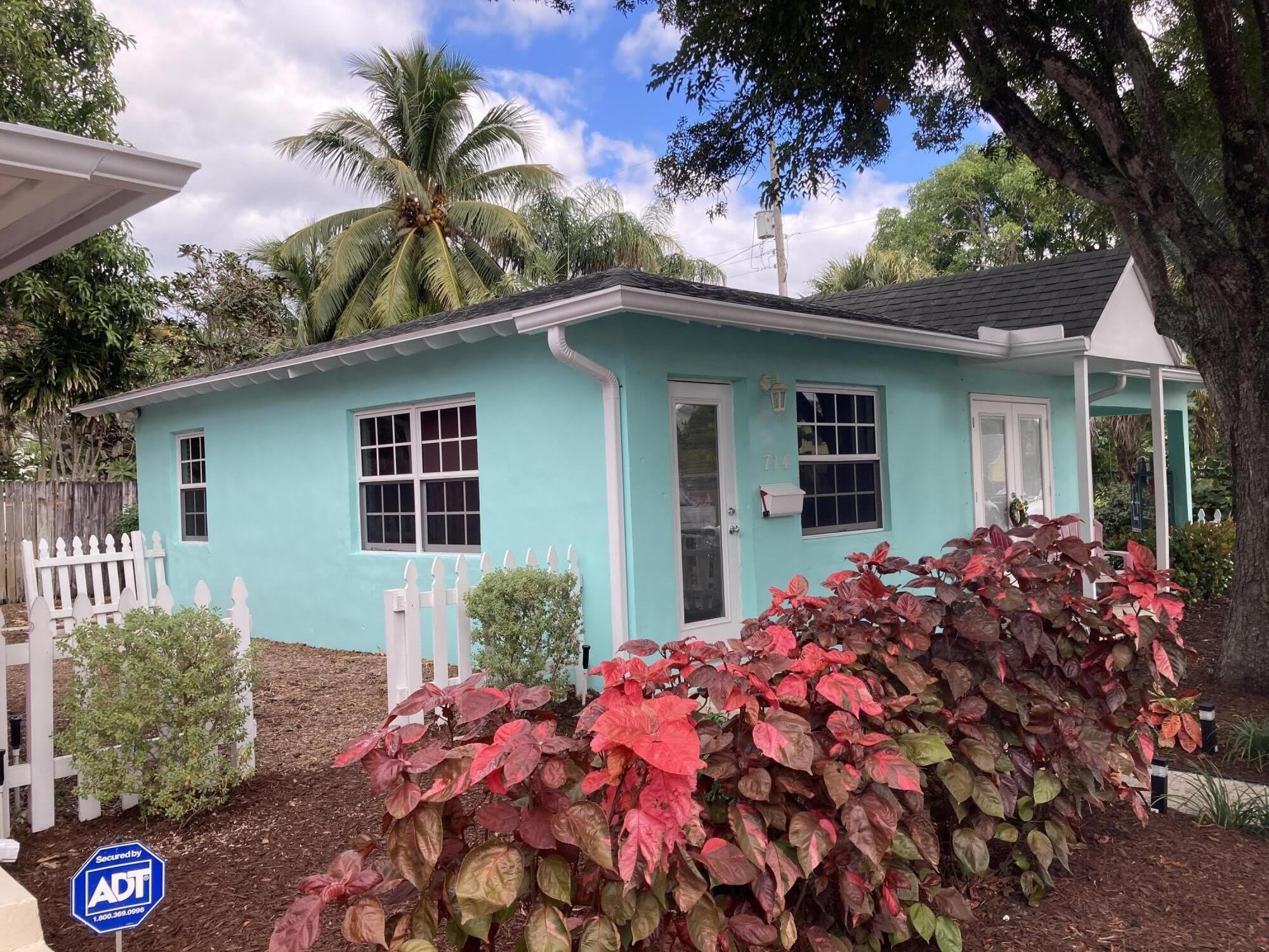 714 8th Avenue N – photo 2
