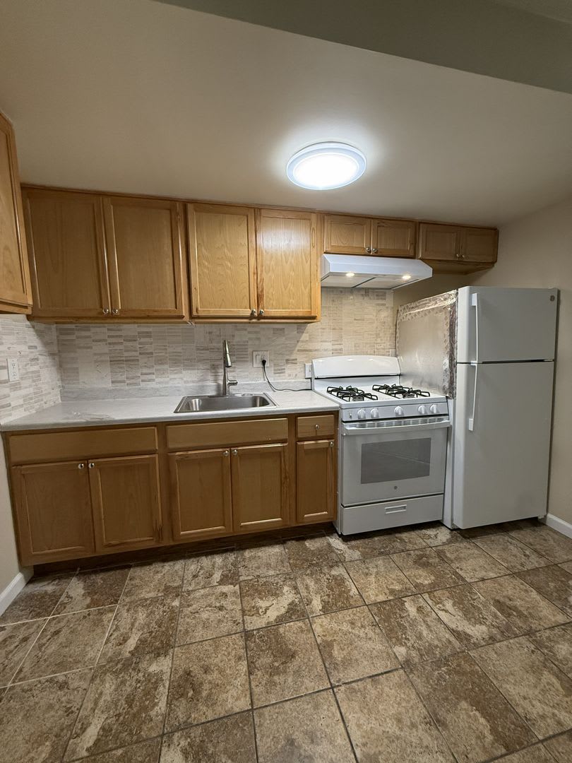 410 – photo 4