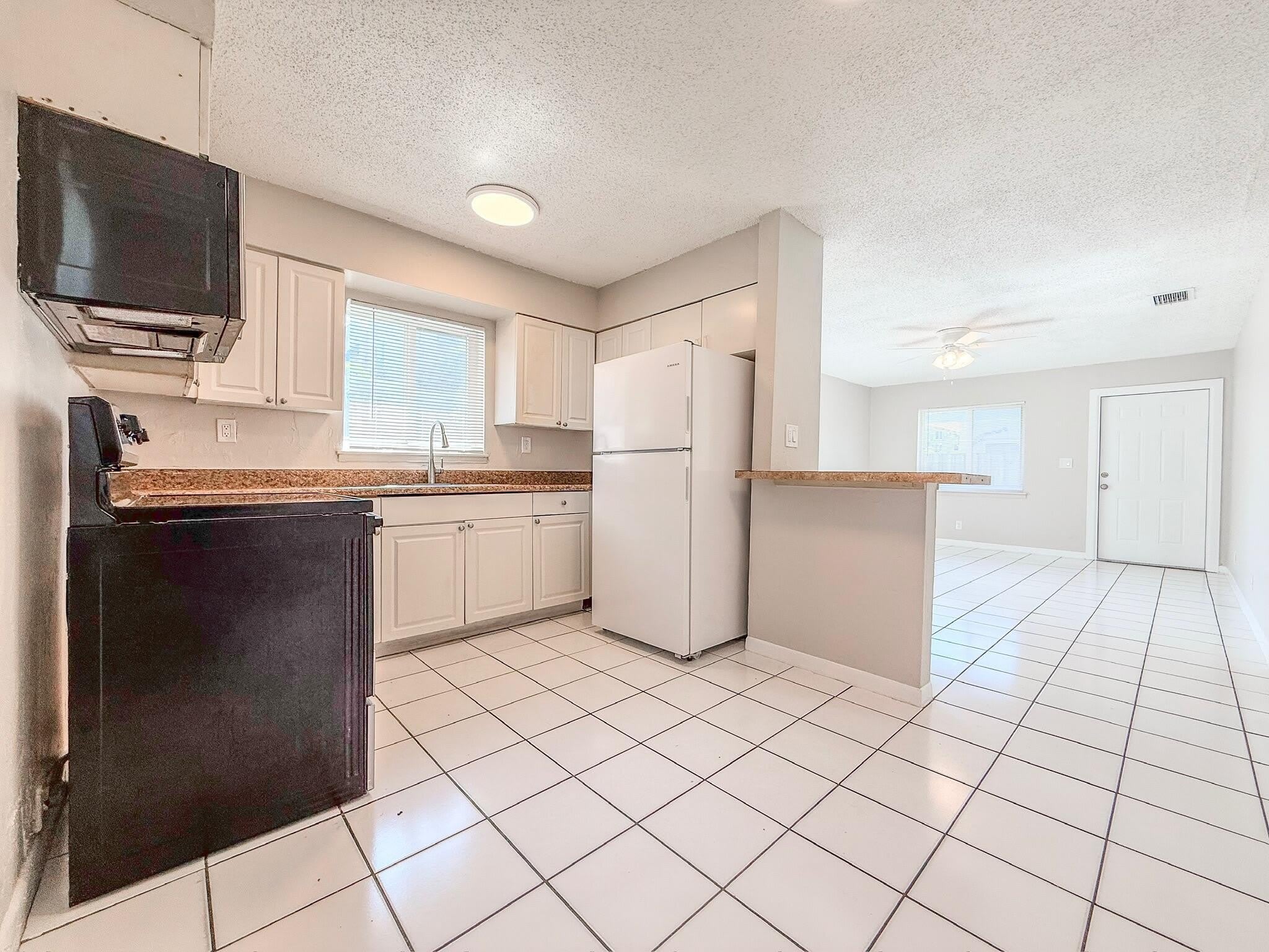 1025 NE 17th Avenue – photo 5
