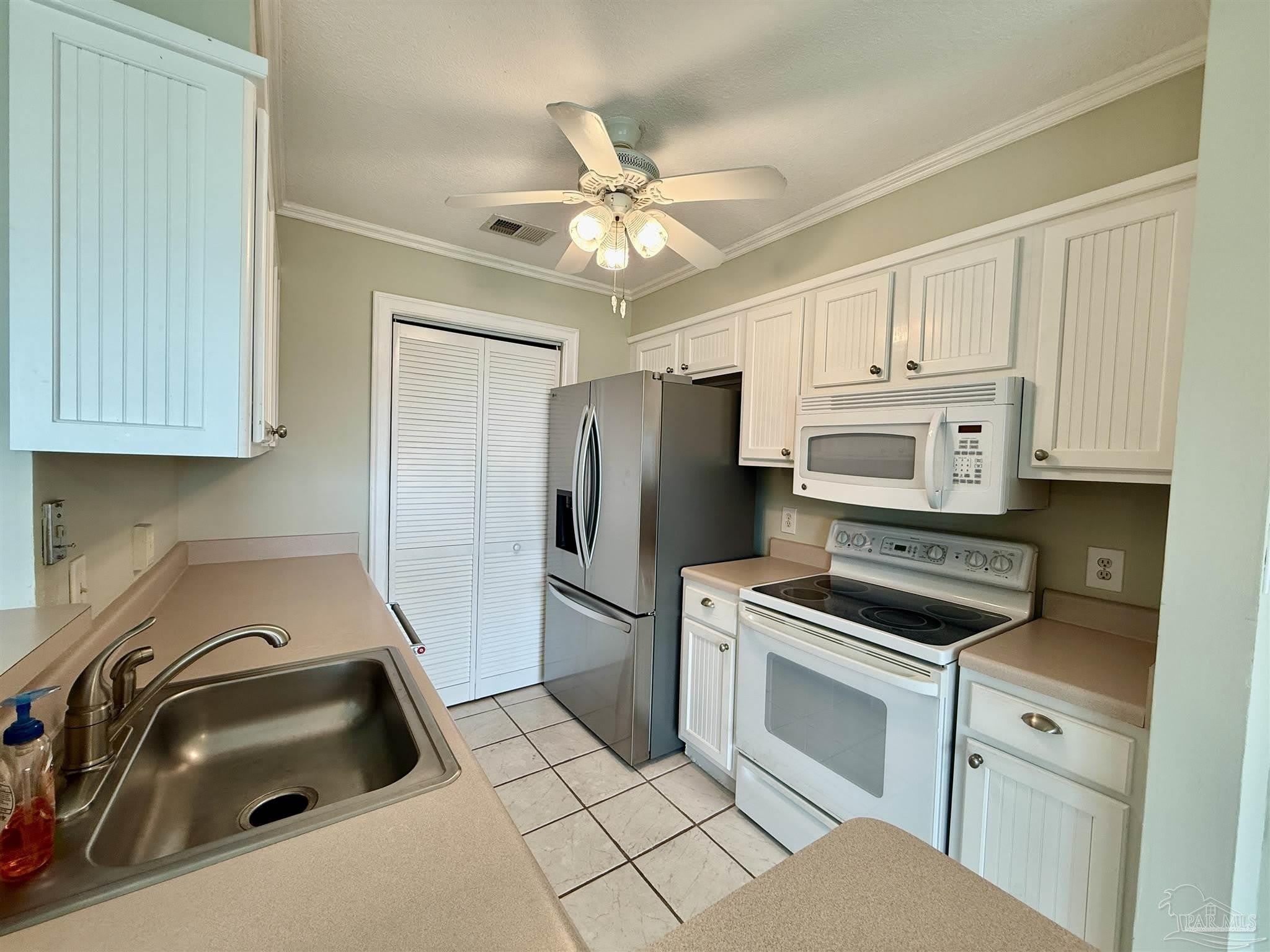 200 Pensacola Beach Rd – photo 3