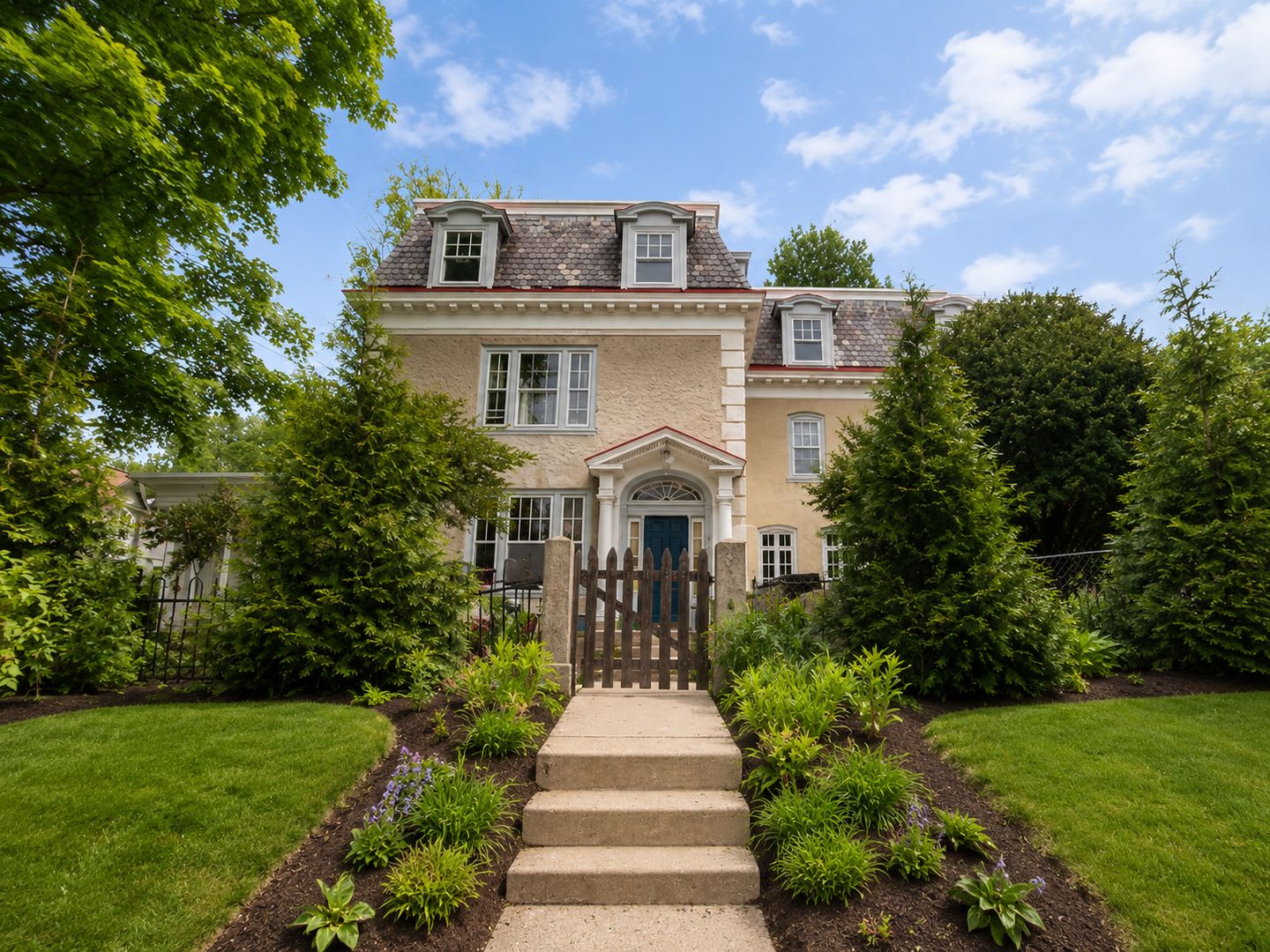 186 W Queen Lane – photo 2