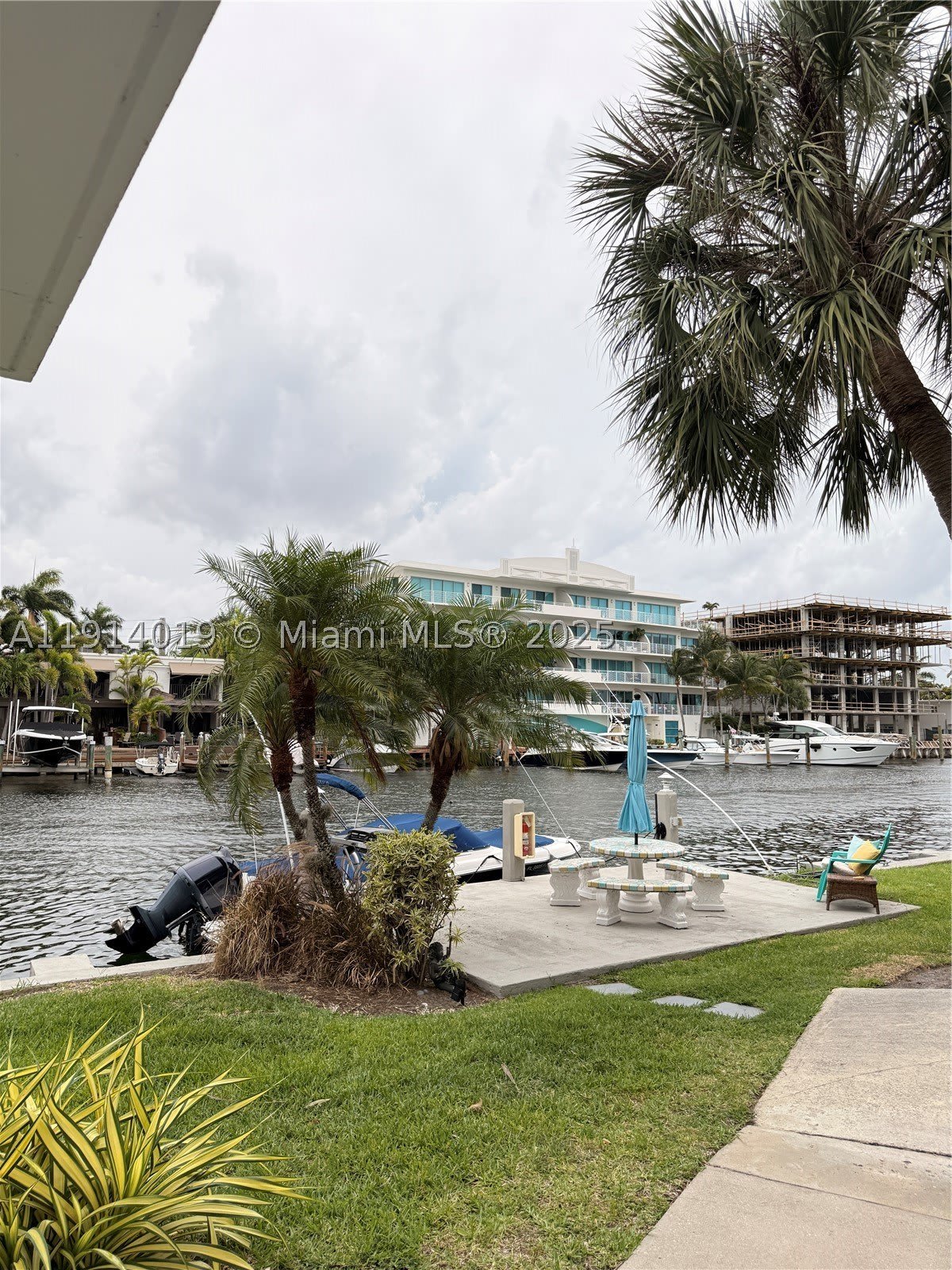 180 Isle Of Venice Dr – photo 1