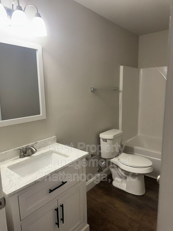 385 Virginia St – photo 4
