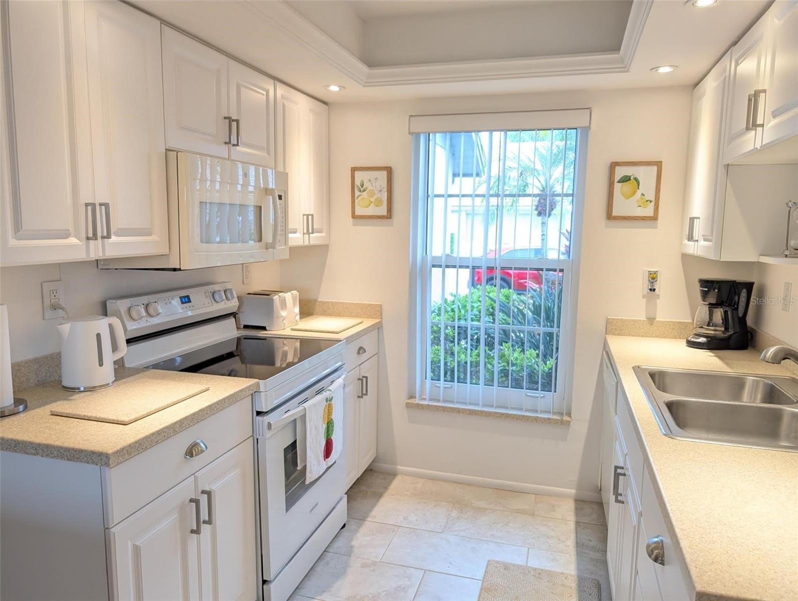 5377 CRESTLAKE Boulevard – photo 2