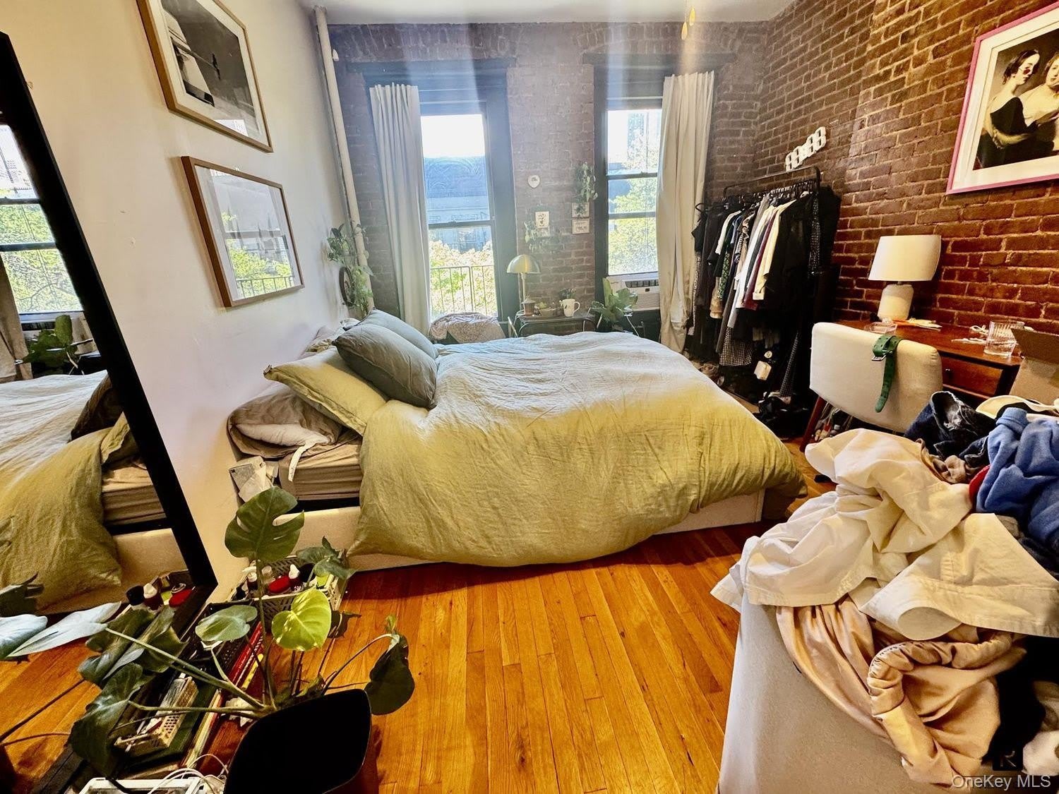 325 E 90th Street – photo 4