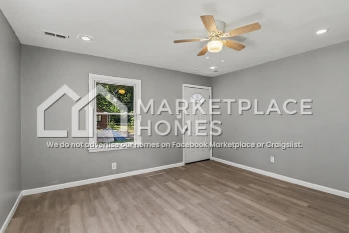 14364 Lamphere St – photo 4