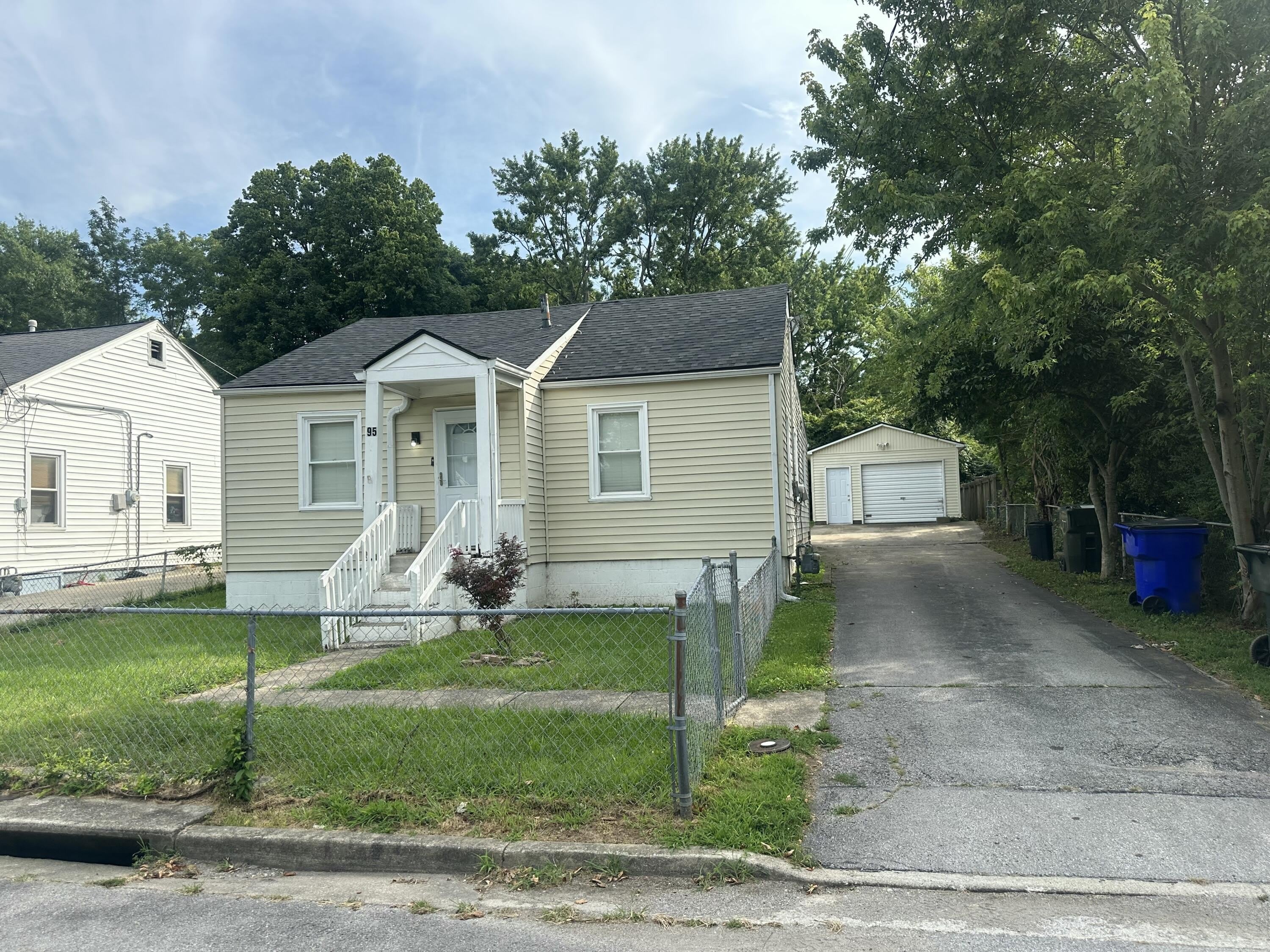 95 Glass Avenue – photo 4