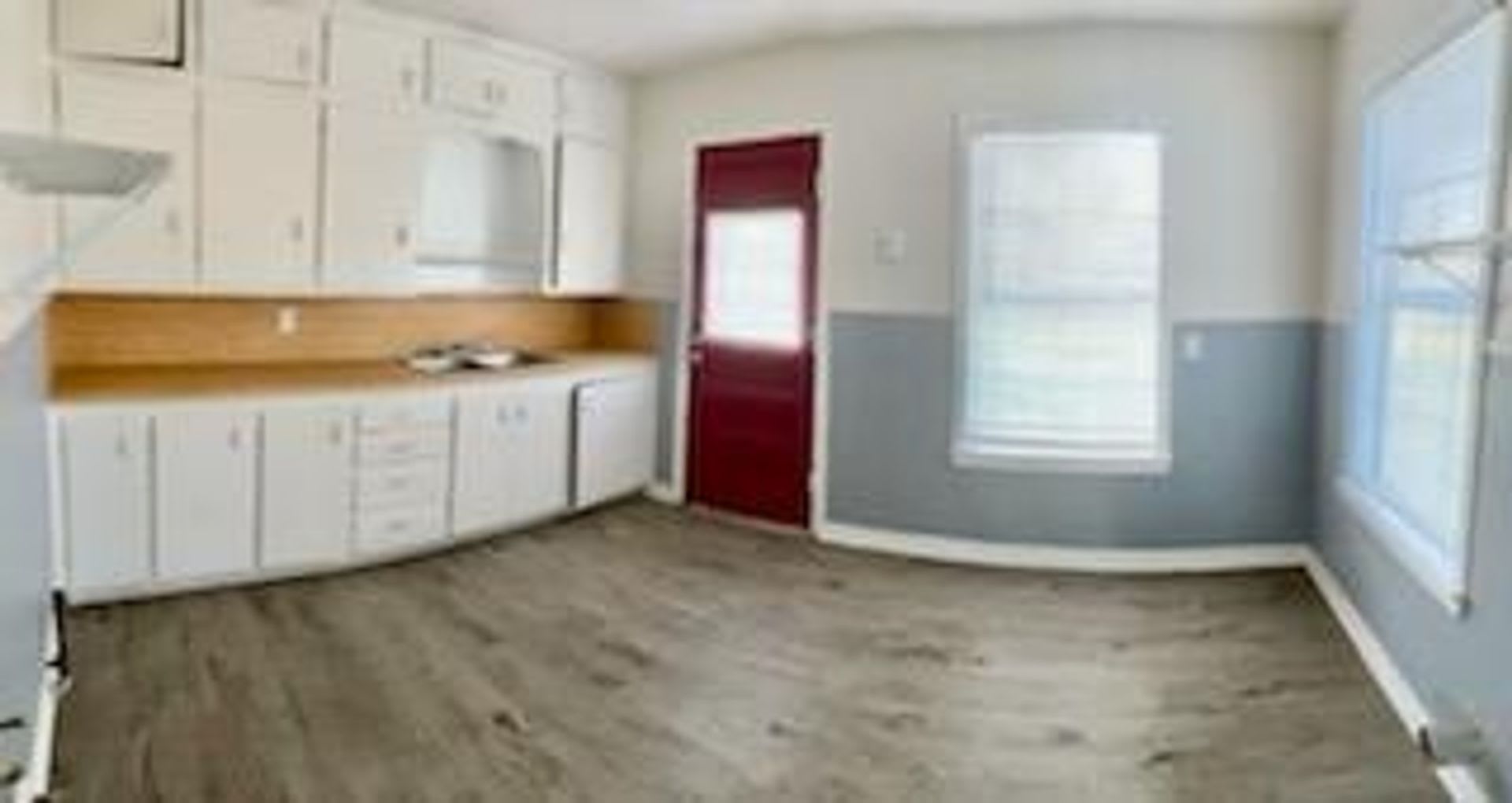 Handyman Special 0 First Month S Rent You Fix You Save Big Ext 2 – photo 4