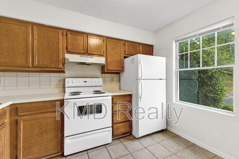 630 Lex Drive – photo 4