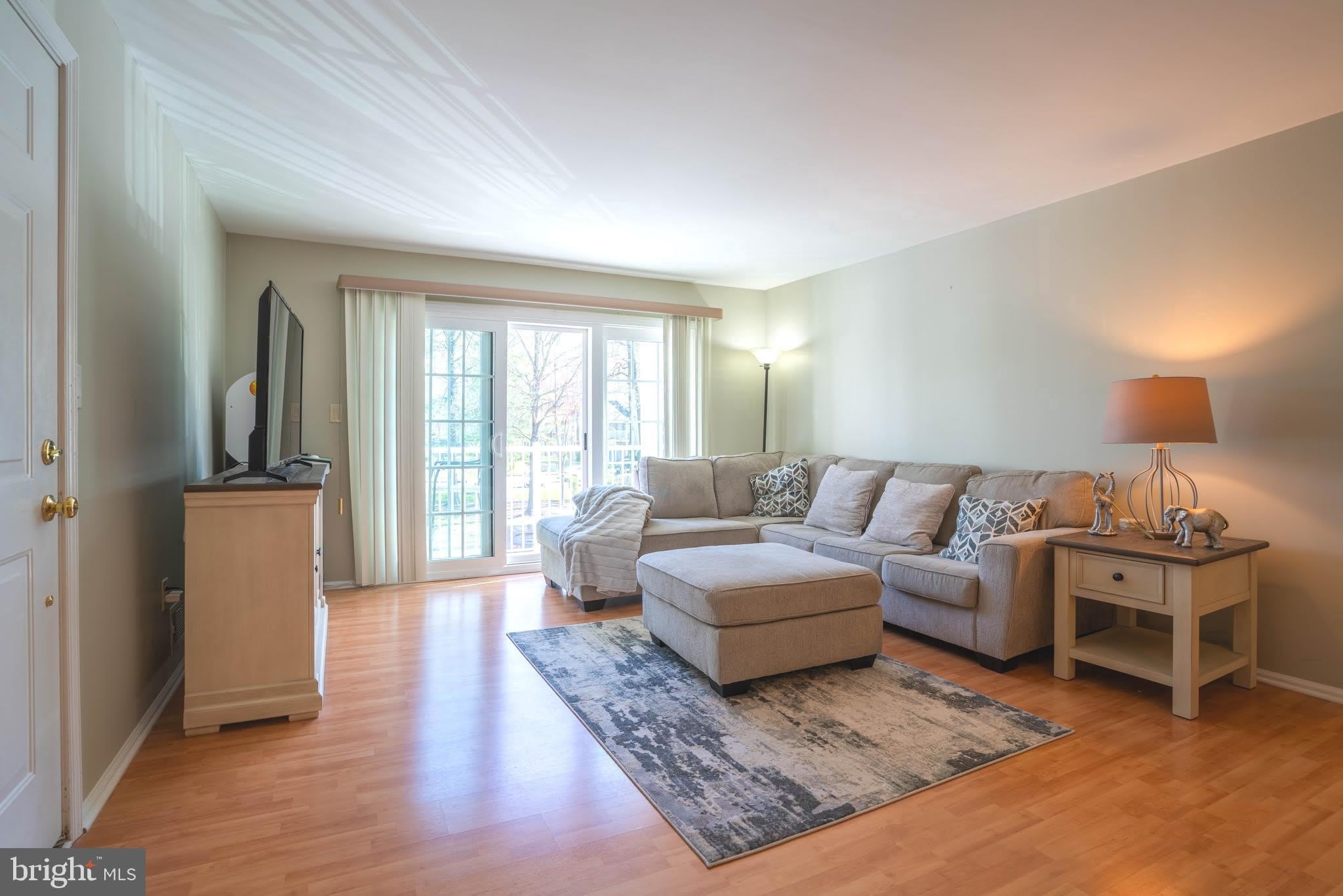 27 Chambord Court – photo 4