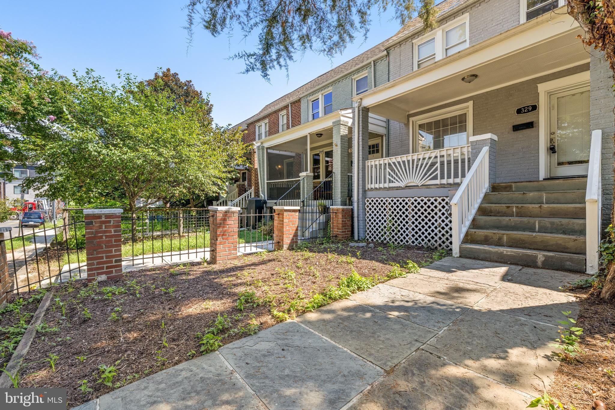 329 18TH Place NE – photo 4
