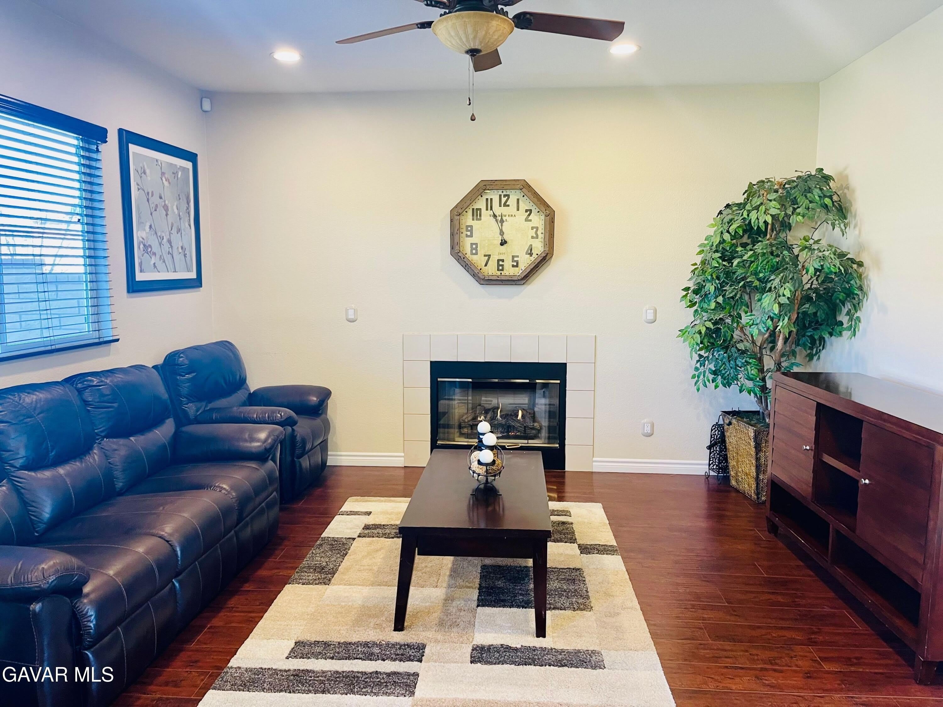 37701 Tamarind Court – photo 3