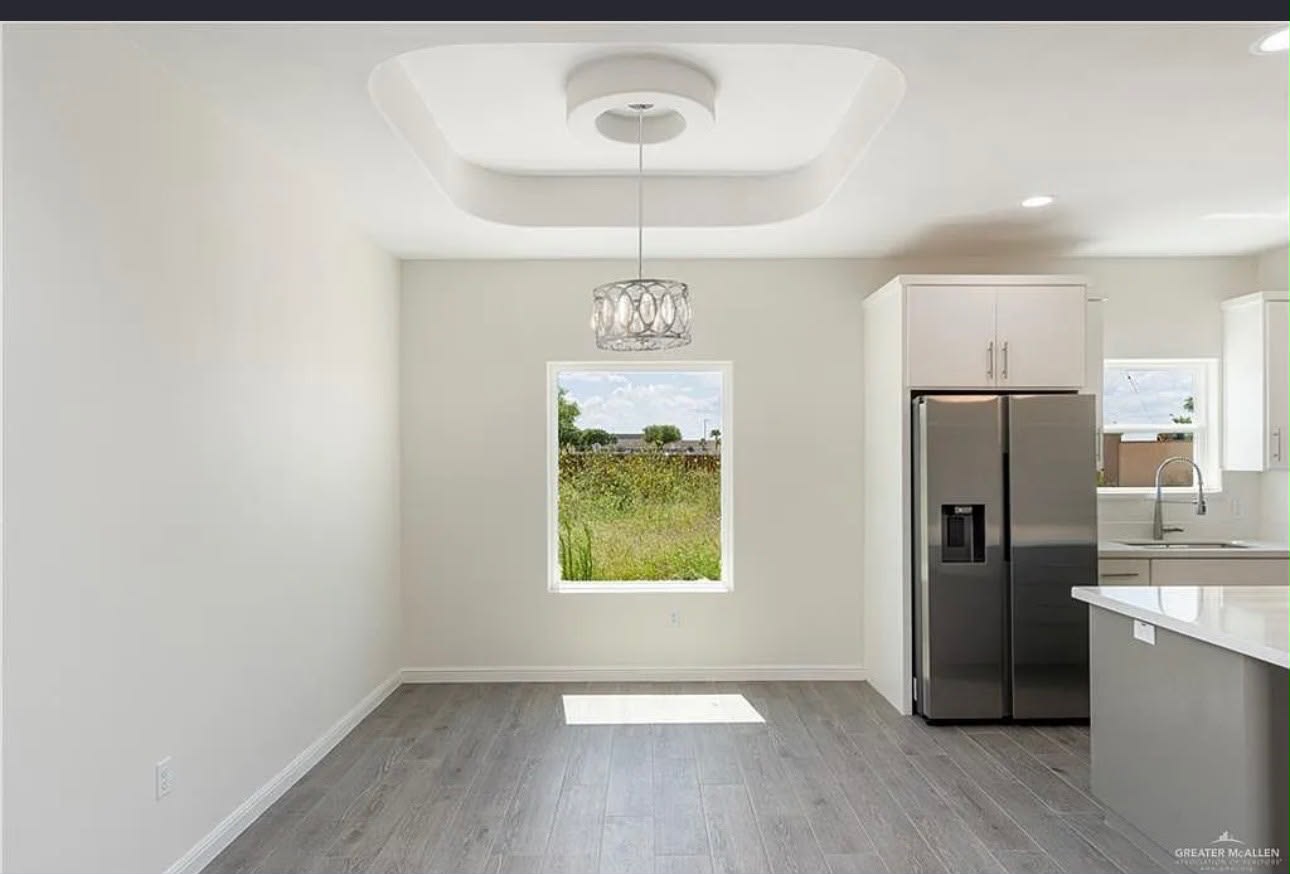 1424 West Franklin Avenue – photo 4