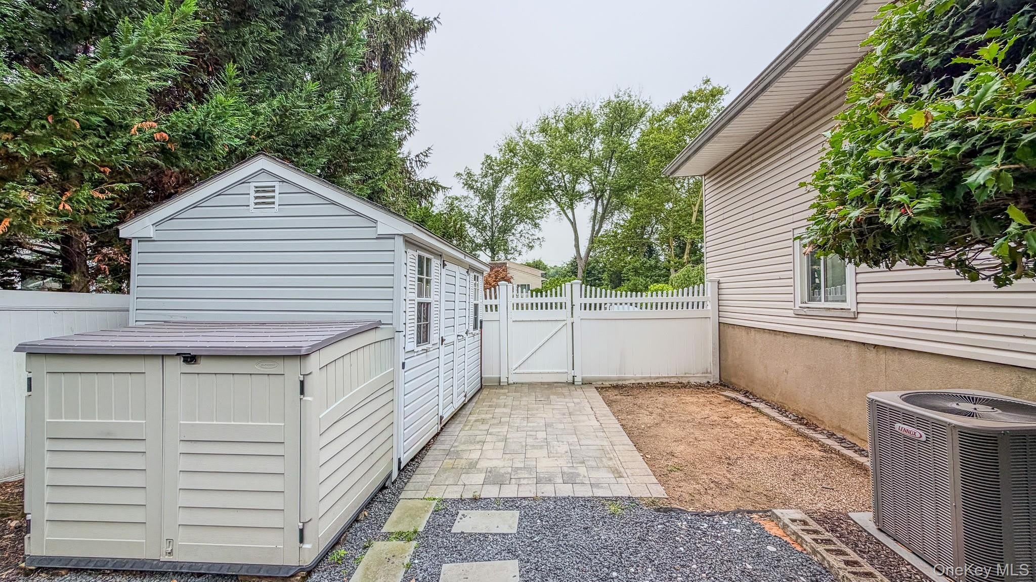 16 Brookside Drive – photo 2