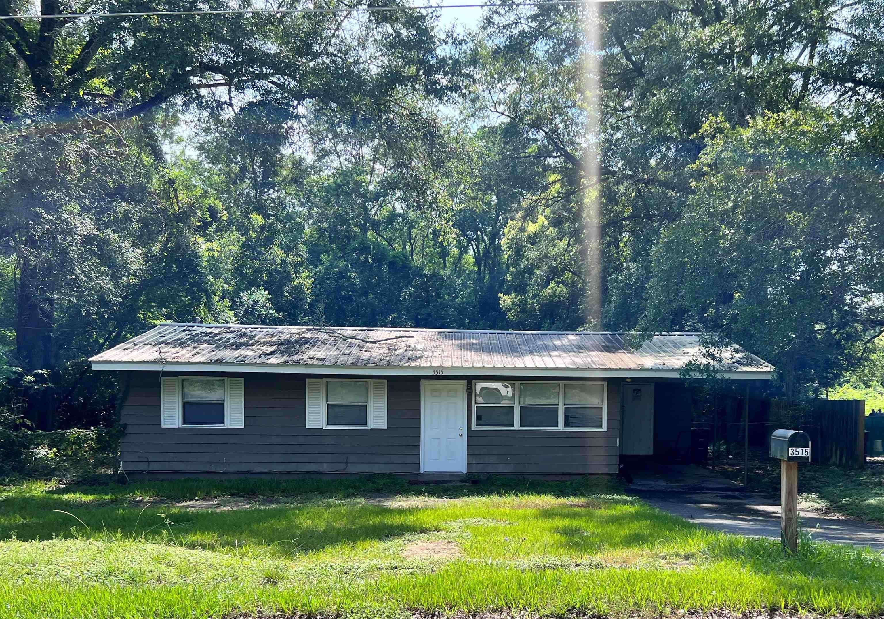 3515 Falcon Drive – photo 1