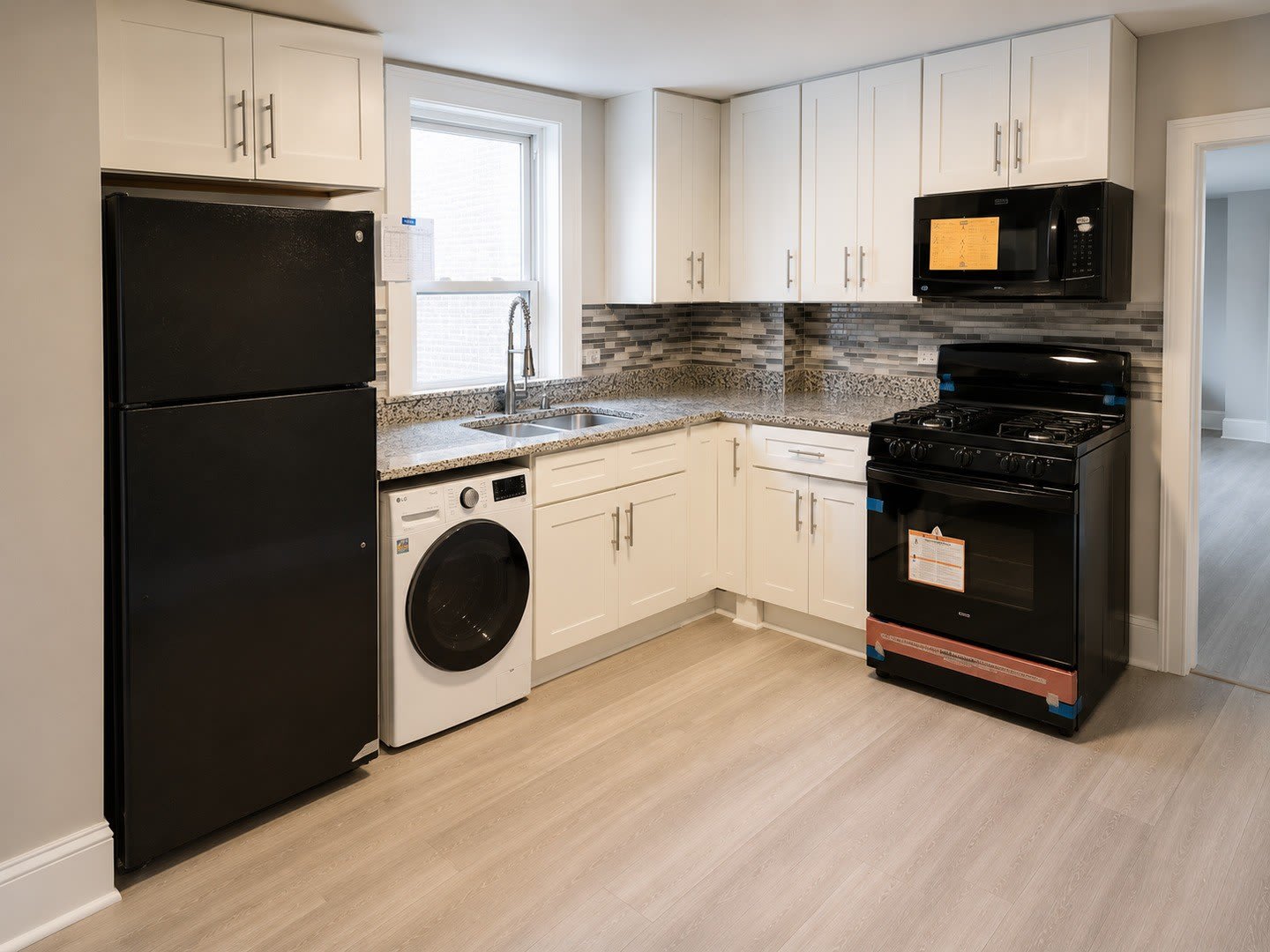 9611 S Avenue L – photo 3