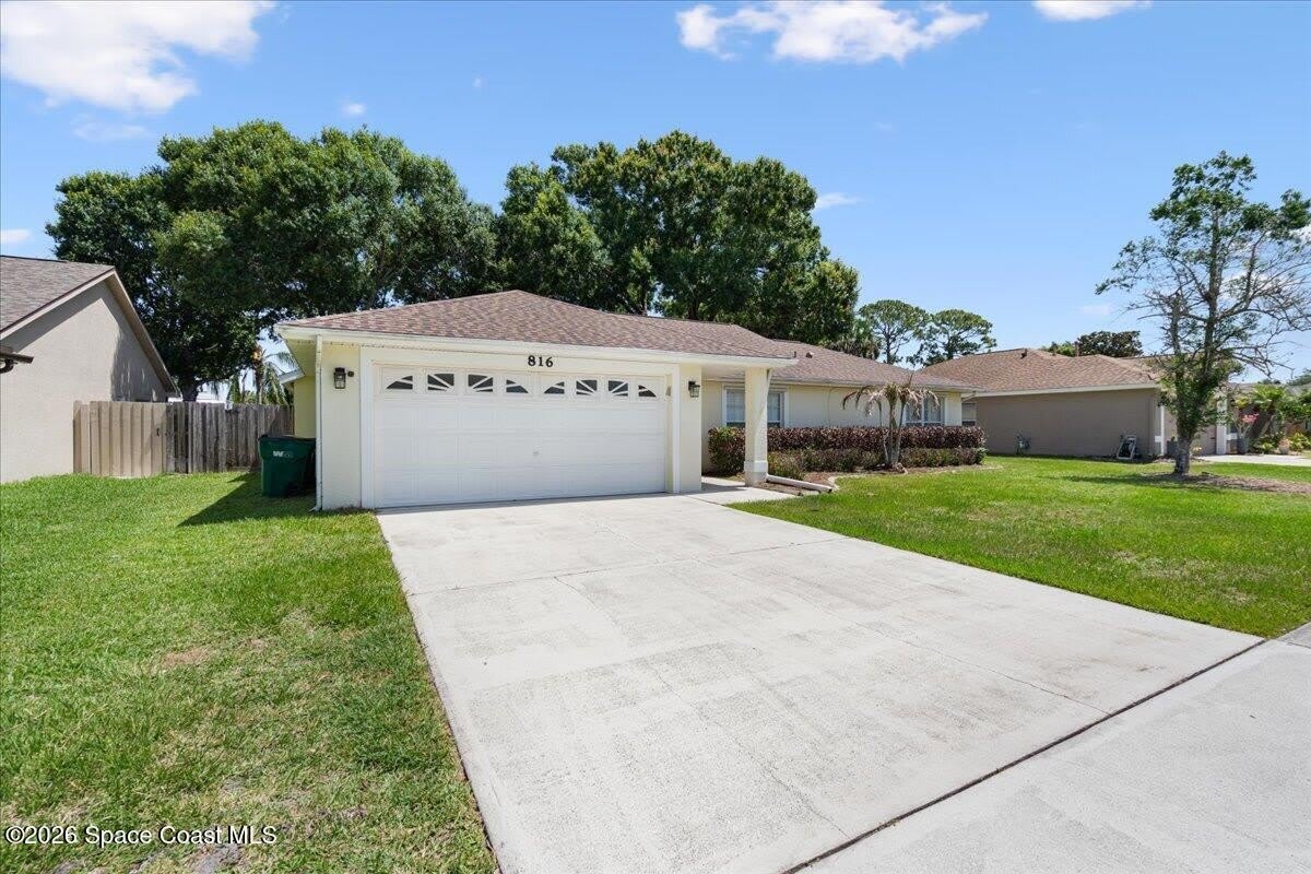 816 Hunters Creek Drive – photo 3